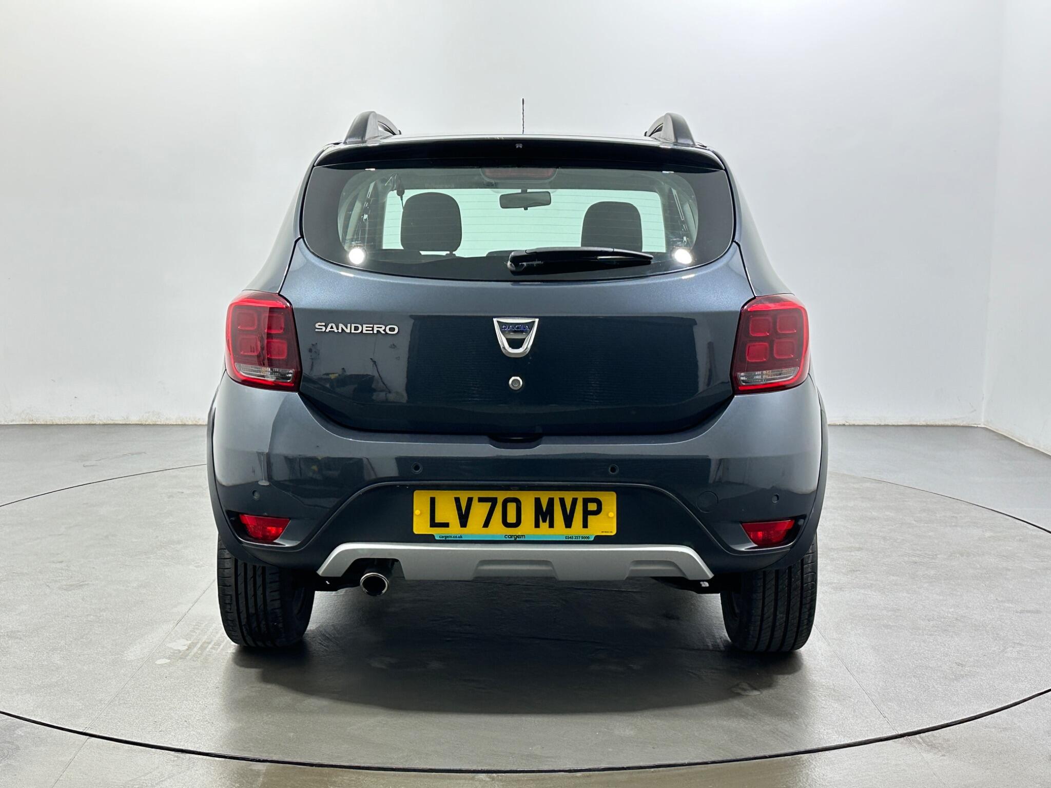 Dacia Sandero Stepway view 7