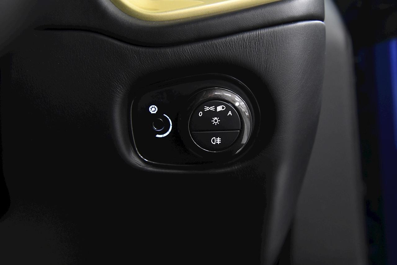 Aston Martin Vanquish view 26