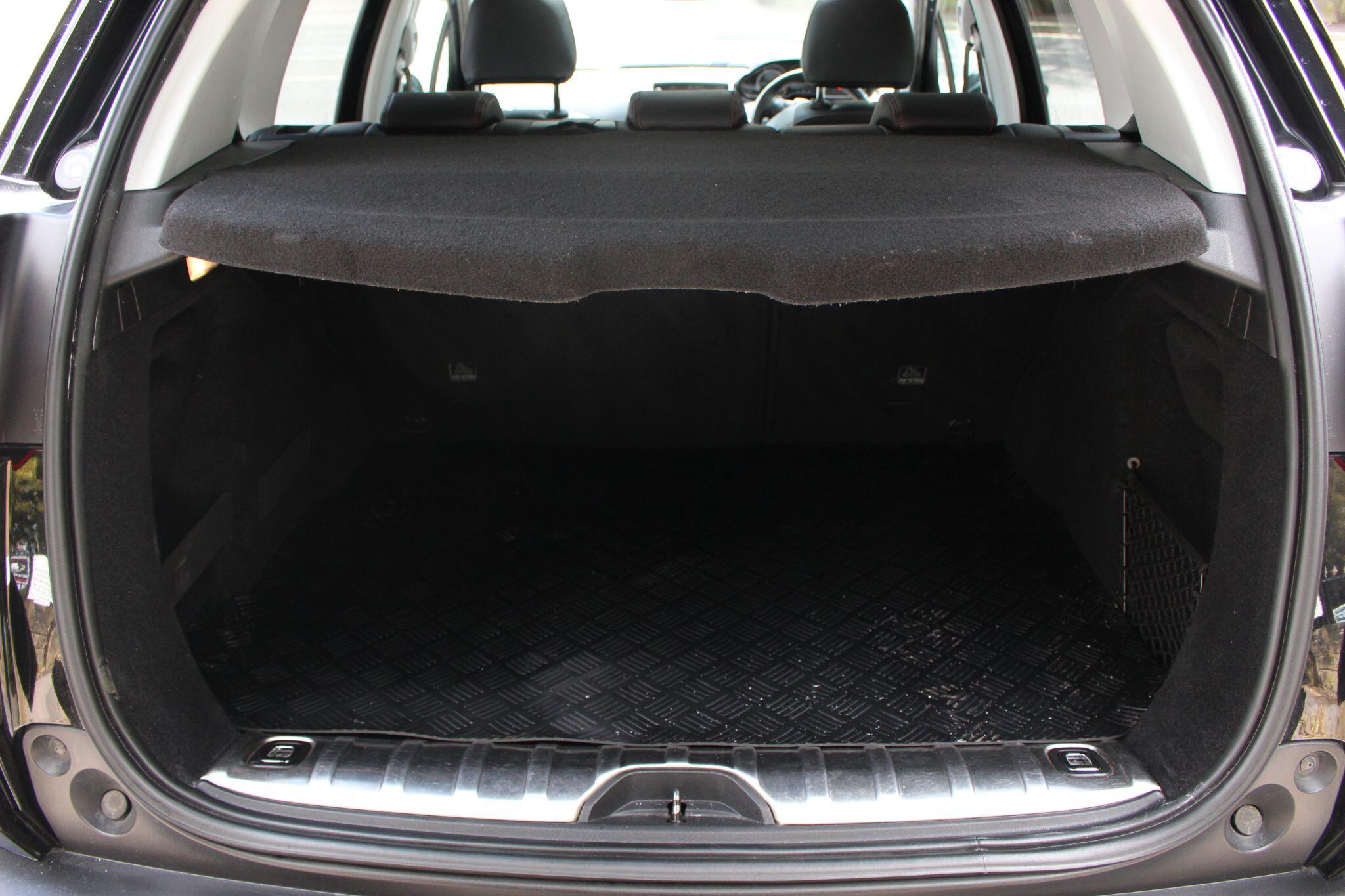 Peugeot 2008 view 23