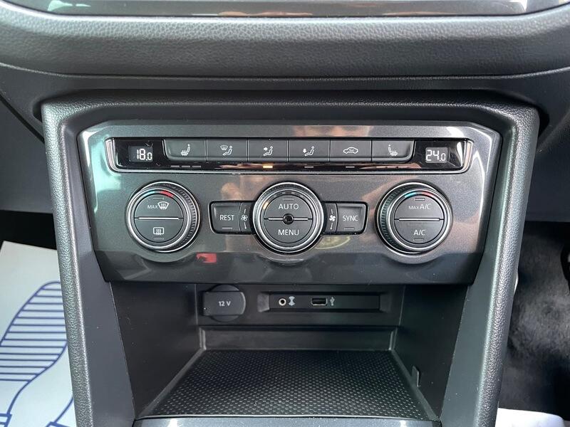 2016 Volkswagen Tiguan image 24