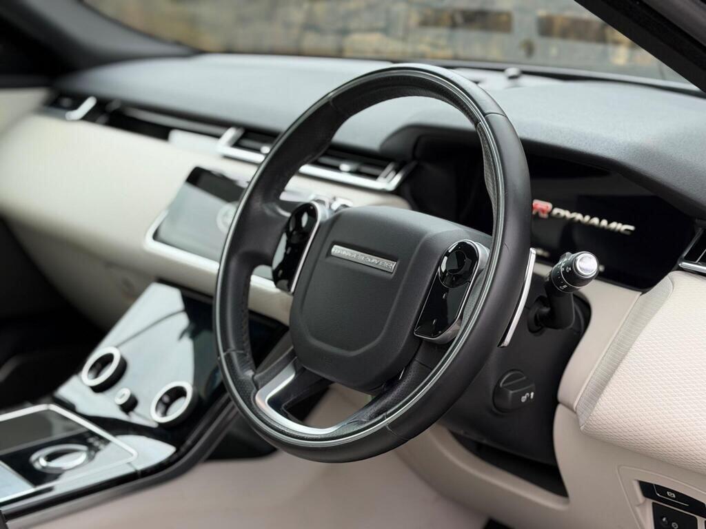 Land Rover Range Rover Velar view 14