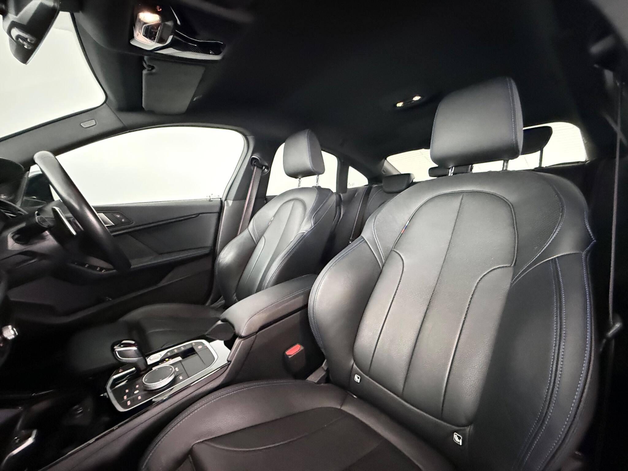 BMW 2 Series view 31