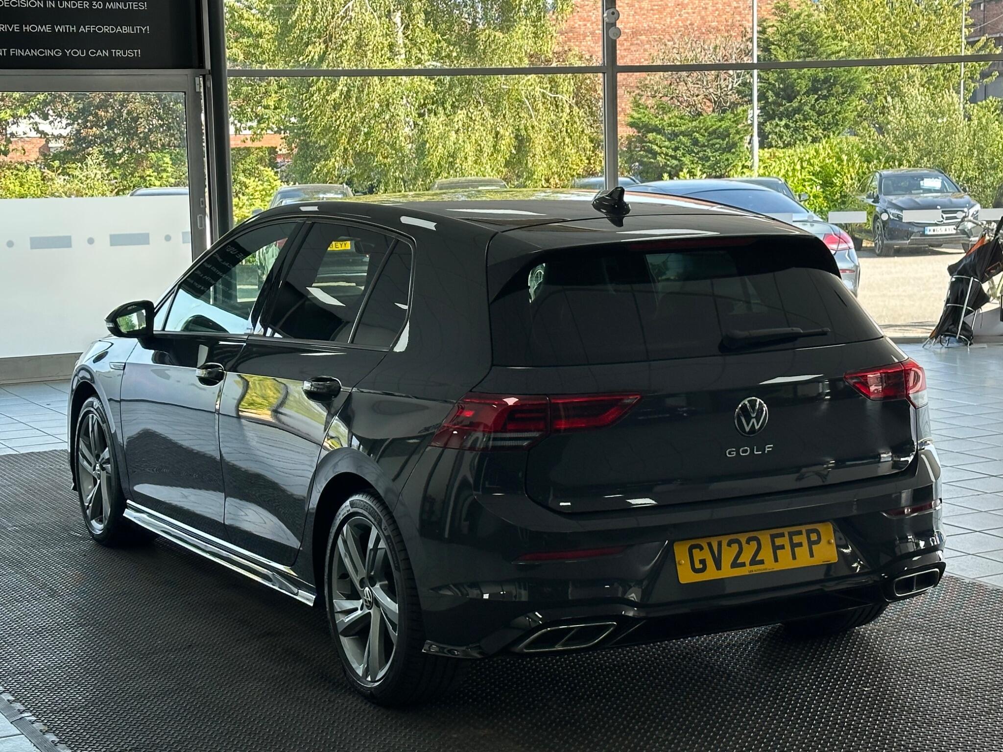 Volkswagen Golf view 10