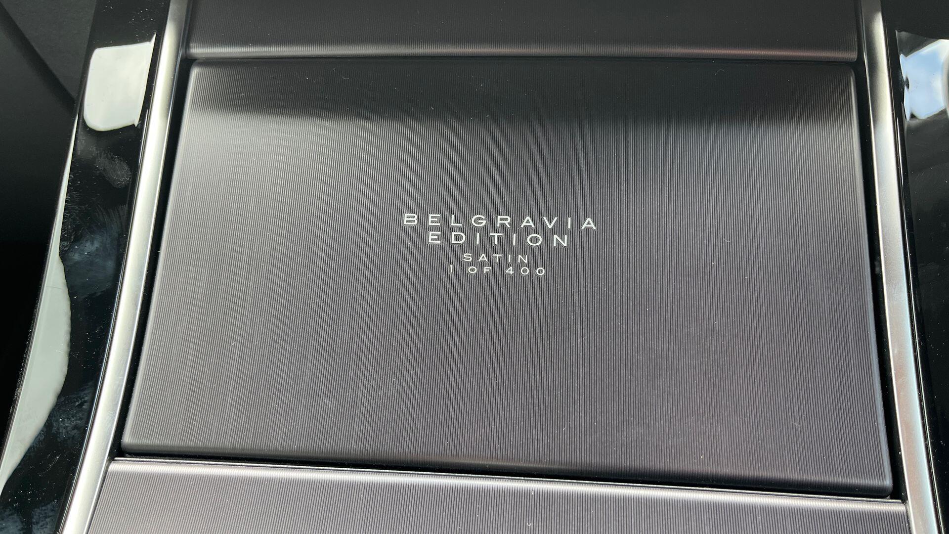 Land Rover Range Rover Velar view 33