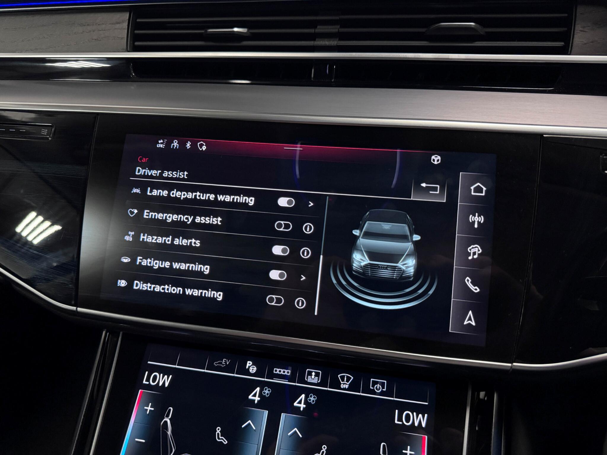 Audi A8 view 66