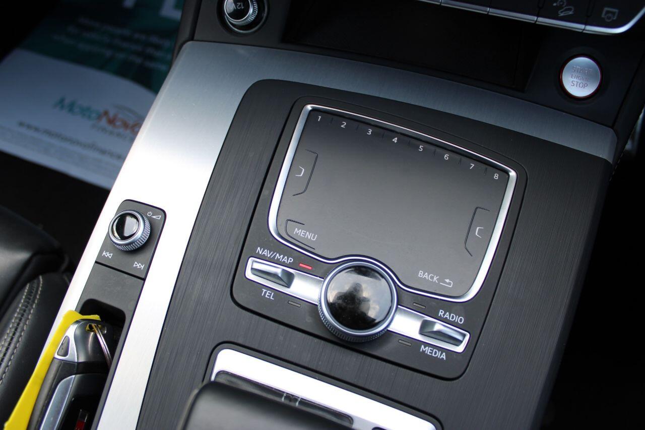 Audi SQ5 view 36