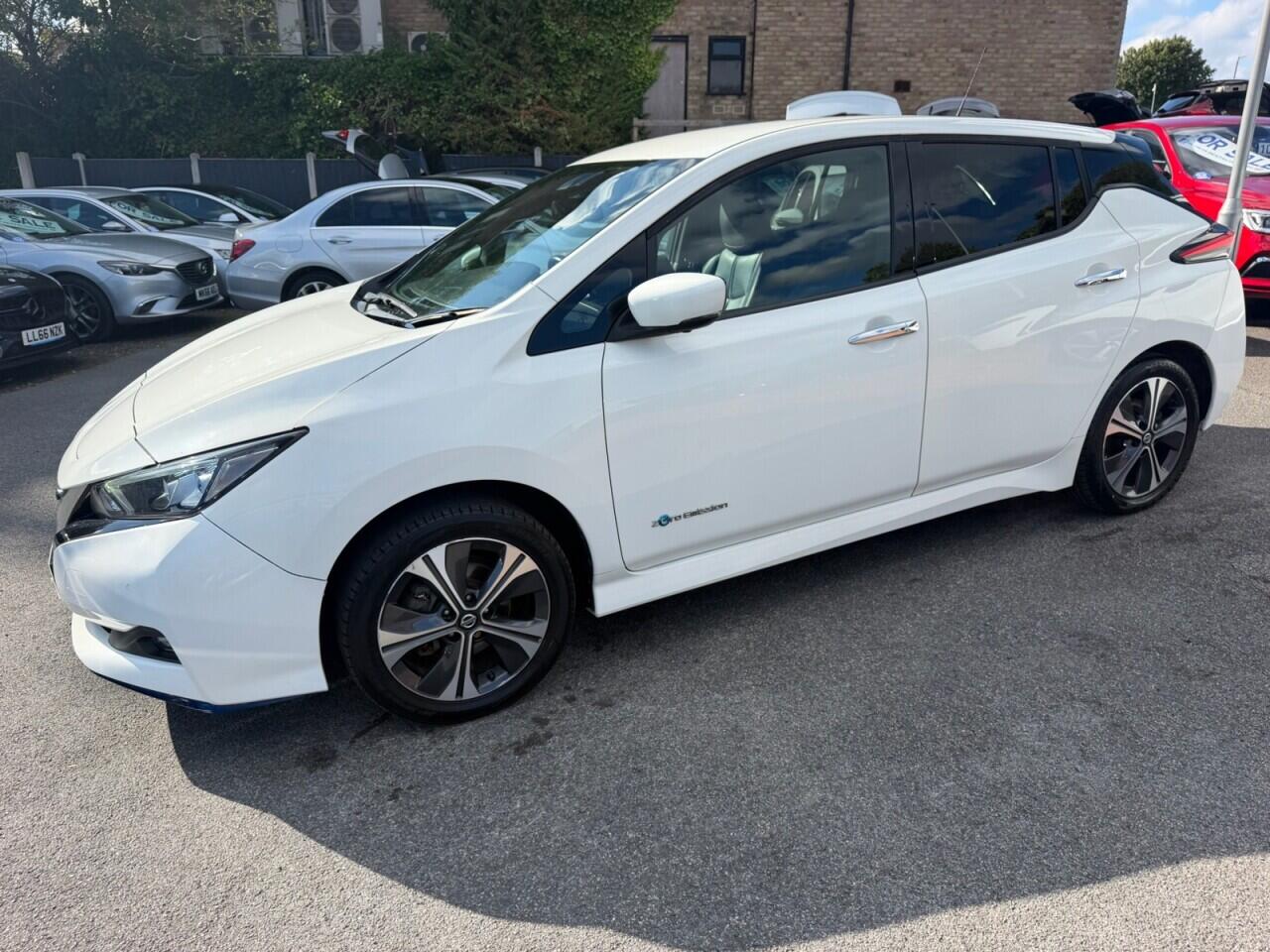 Nissan Leaf view 29