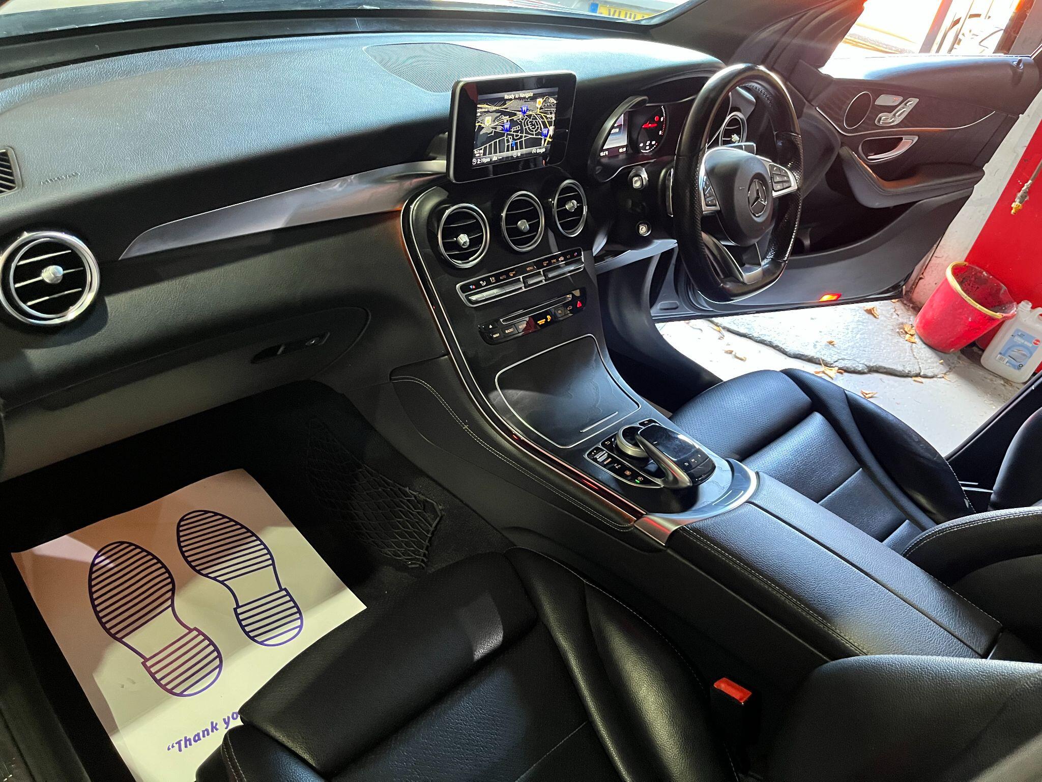 Mercedes-Benz GLC view 47