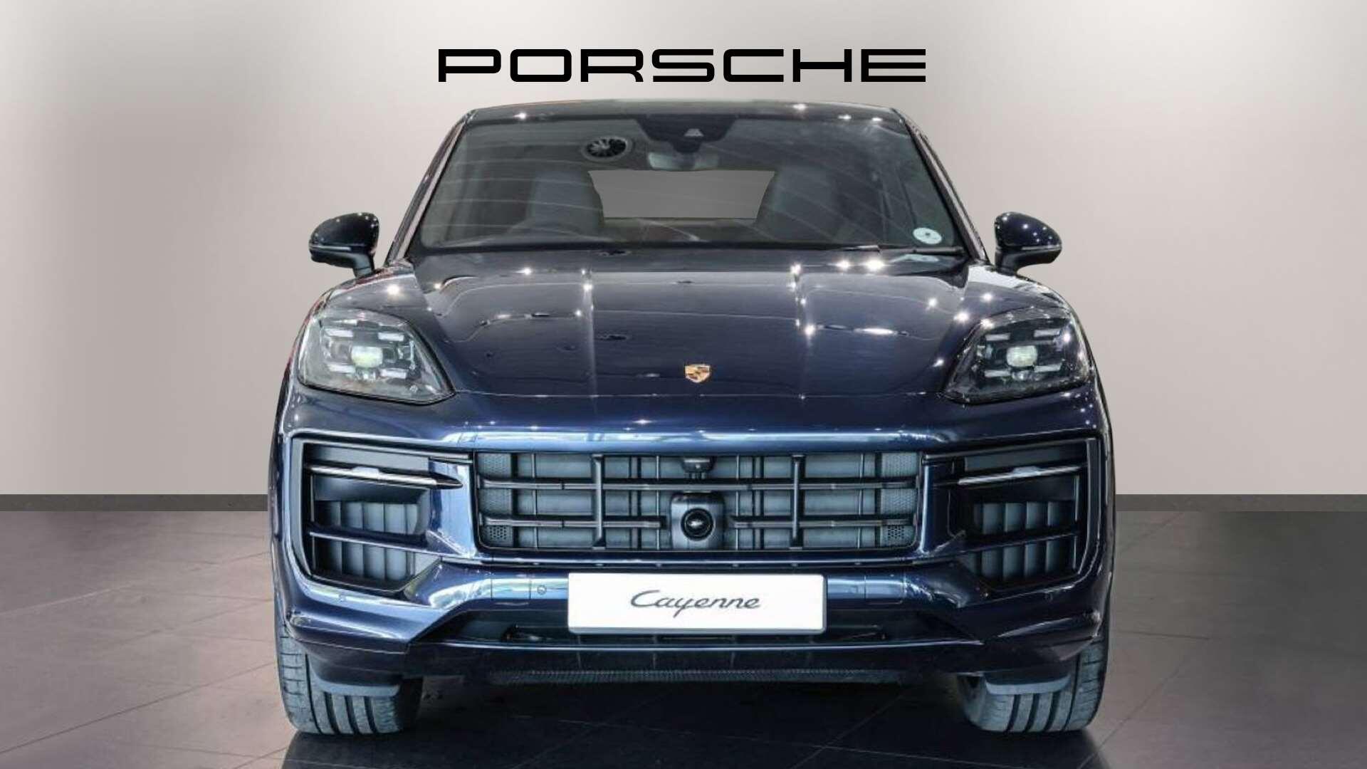 Porsche Cayenne view 7