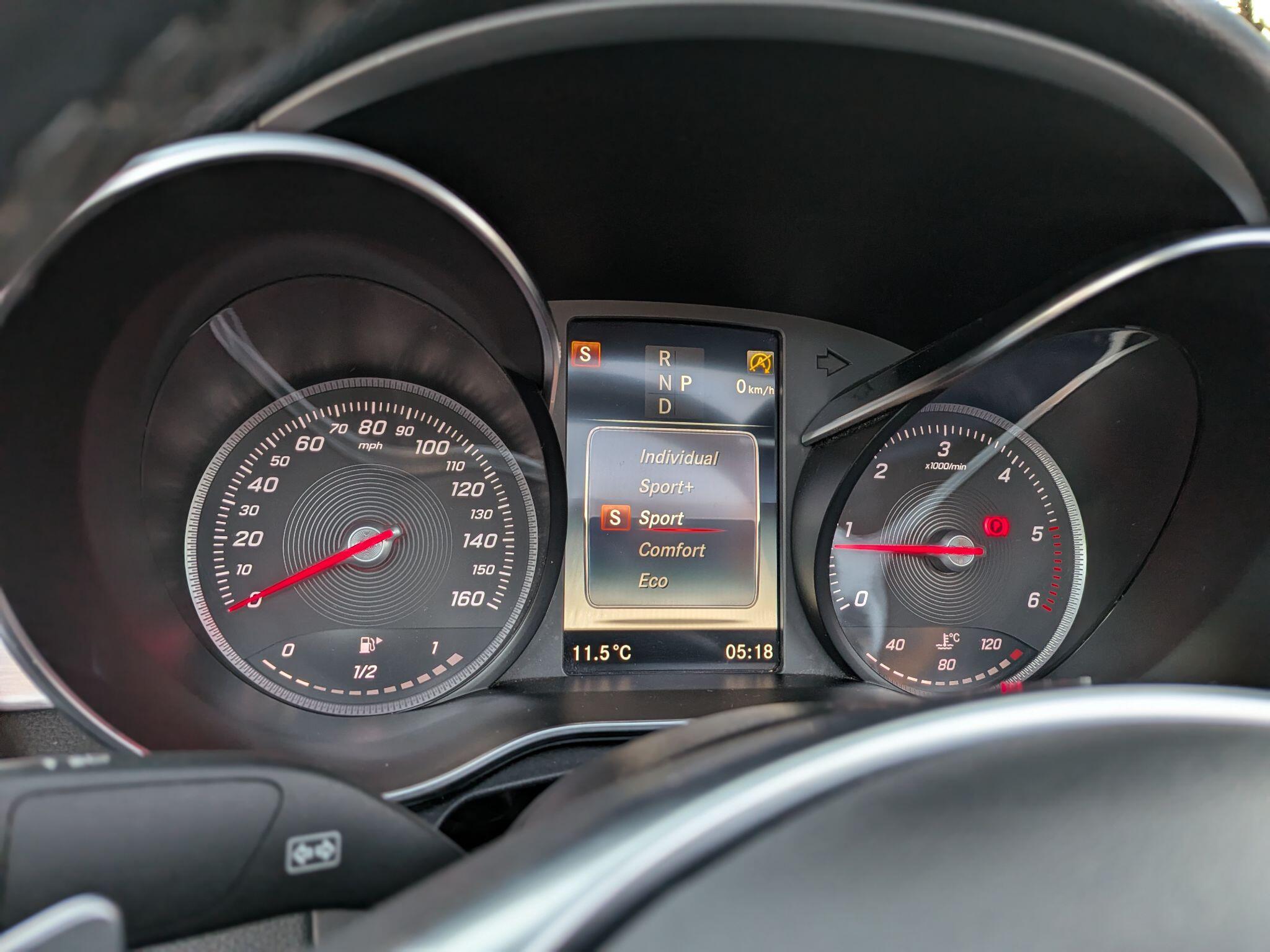 Mercedes-Benz C Class view 51
