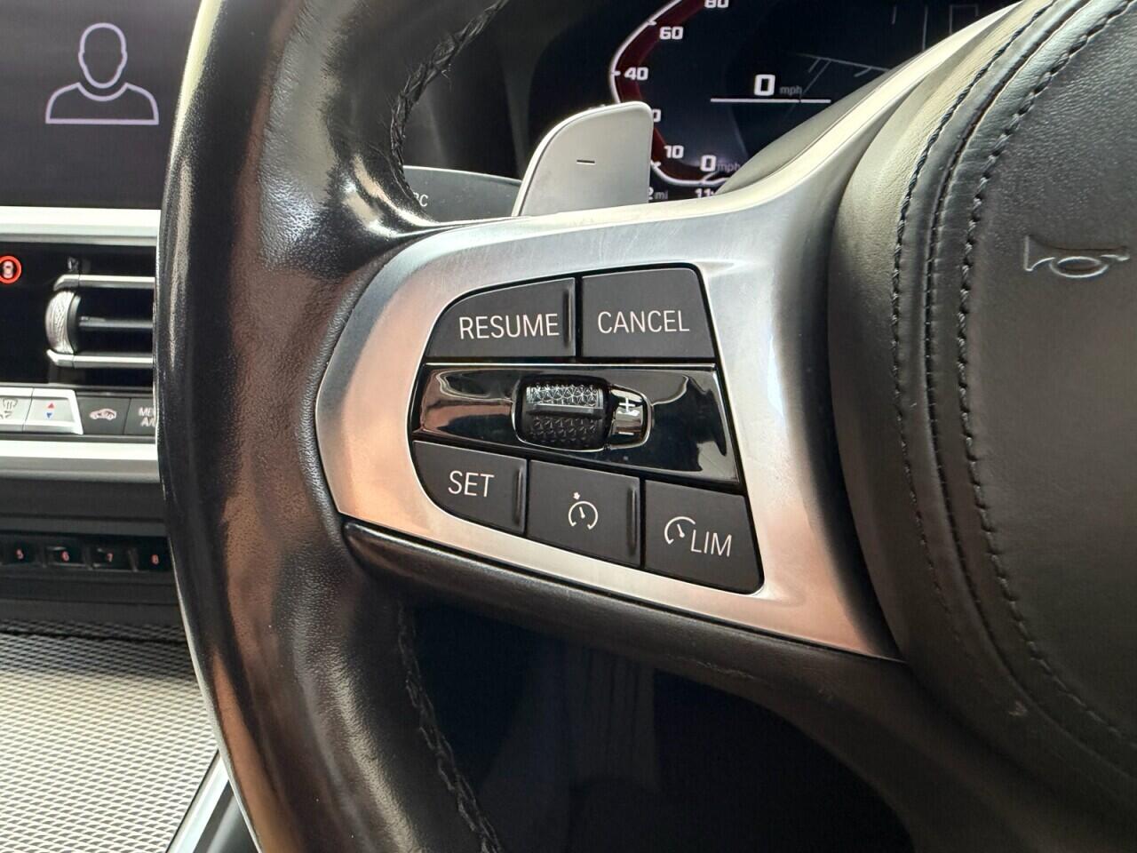 BMW 3 Series view 23
