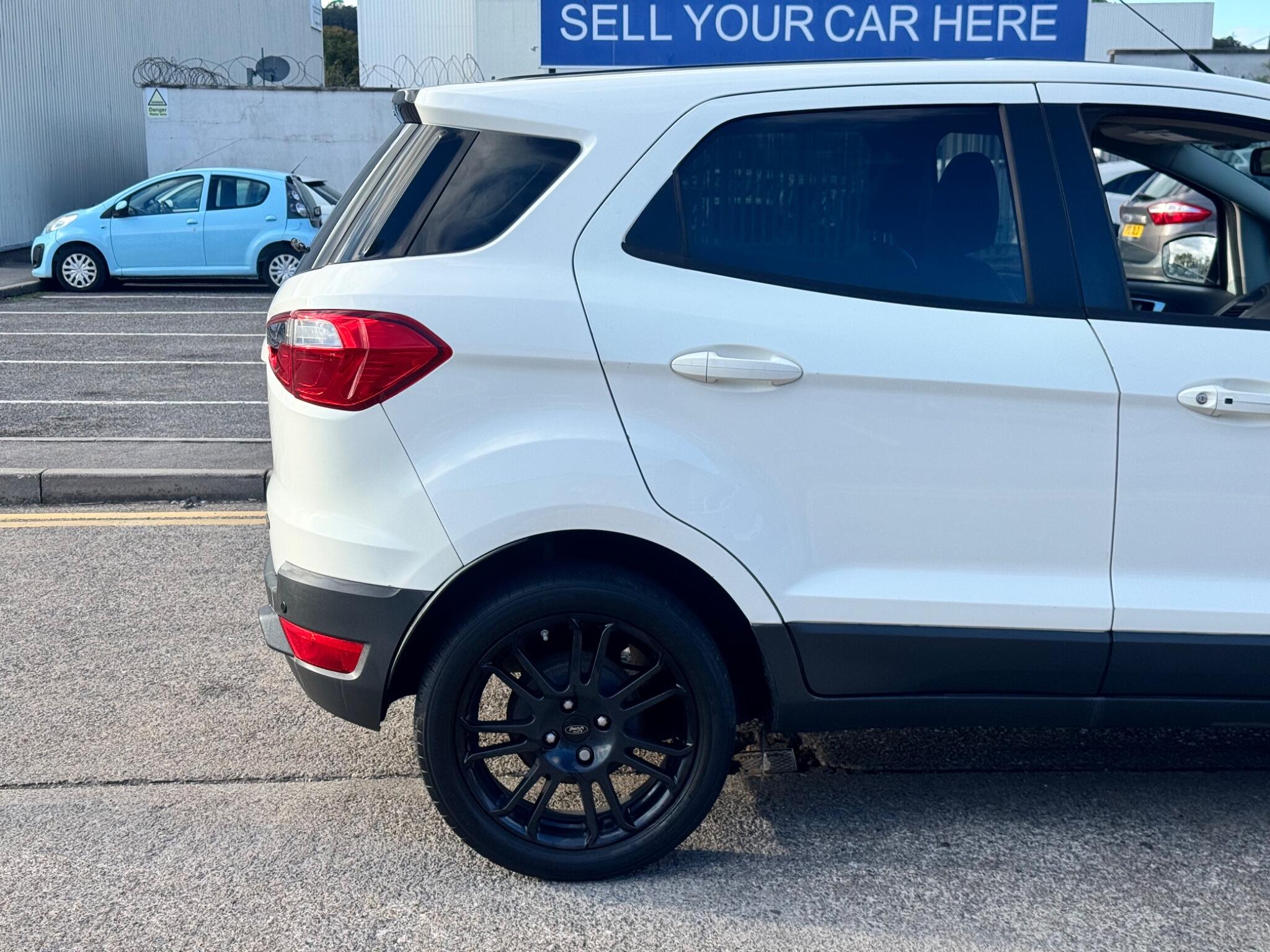 Ford Ecosport view 41