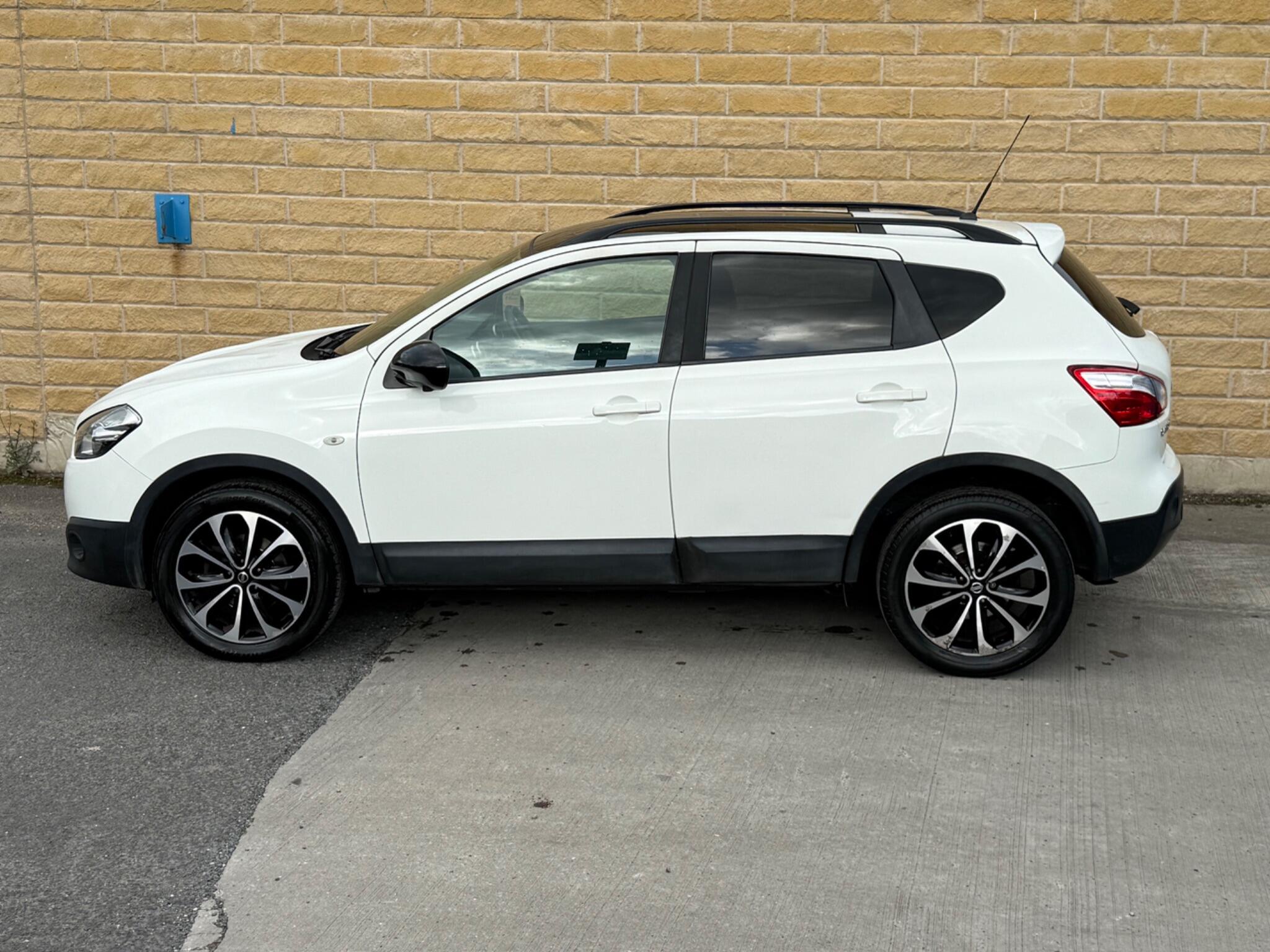 Nissan Qashqai view 2