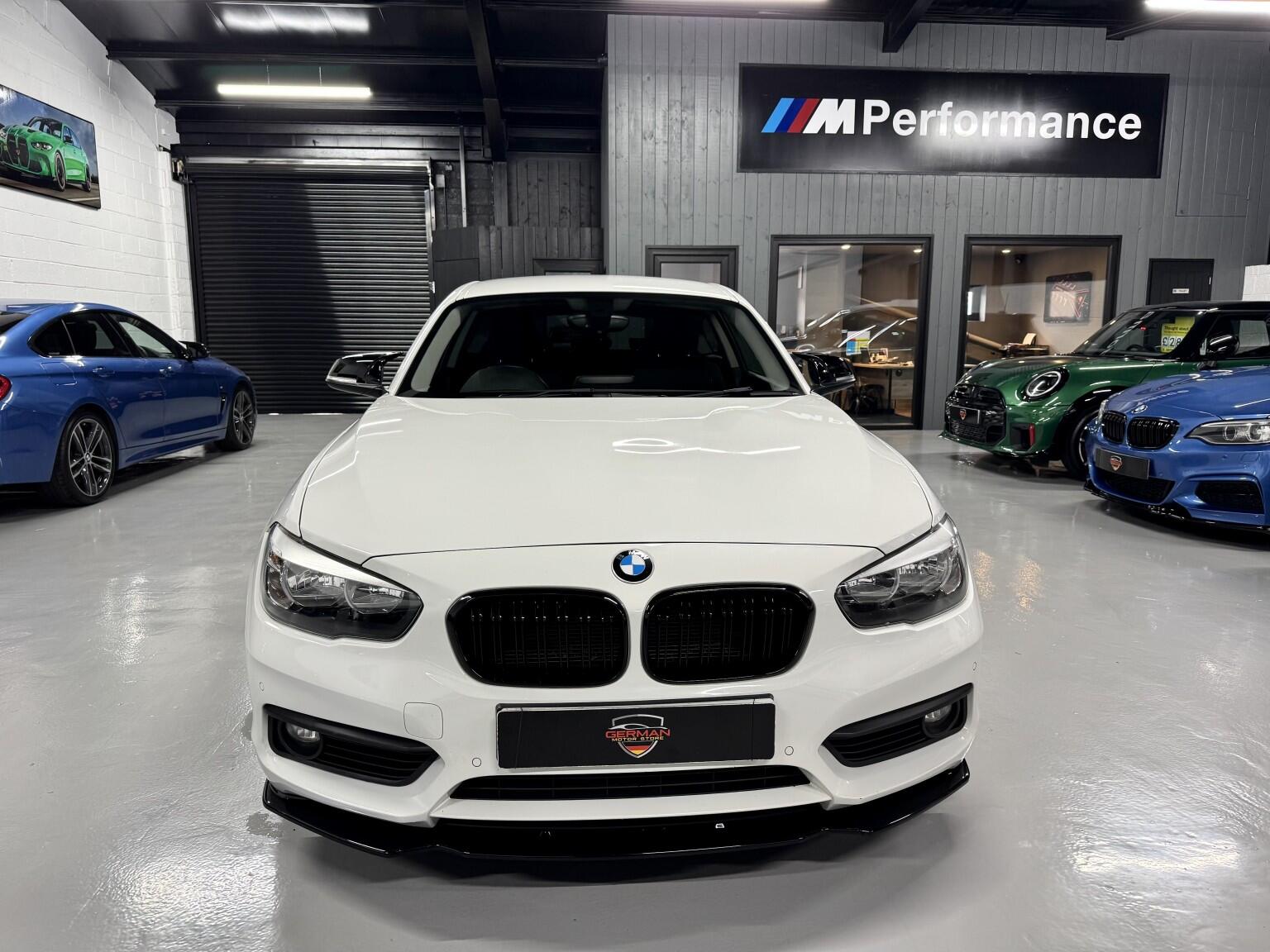 BMW 1 Series view 12