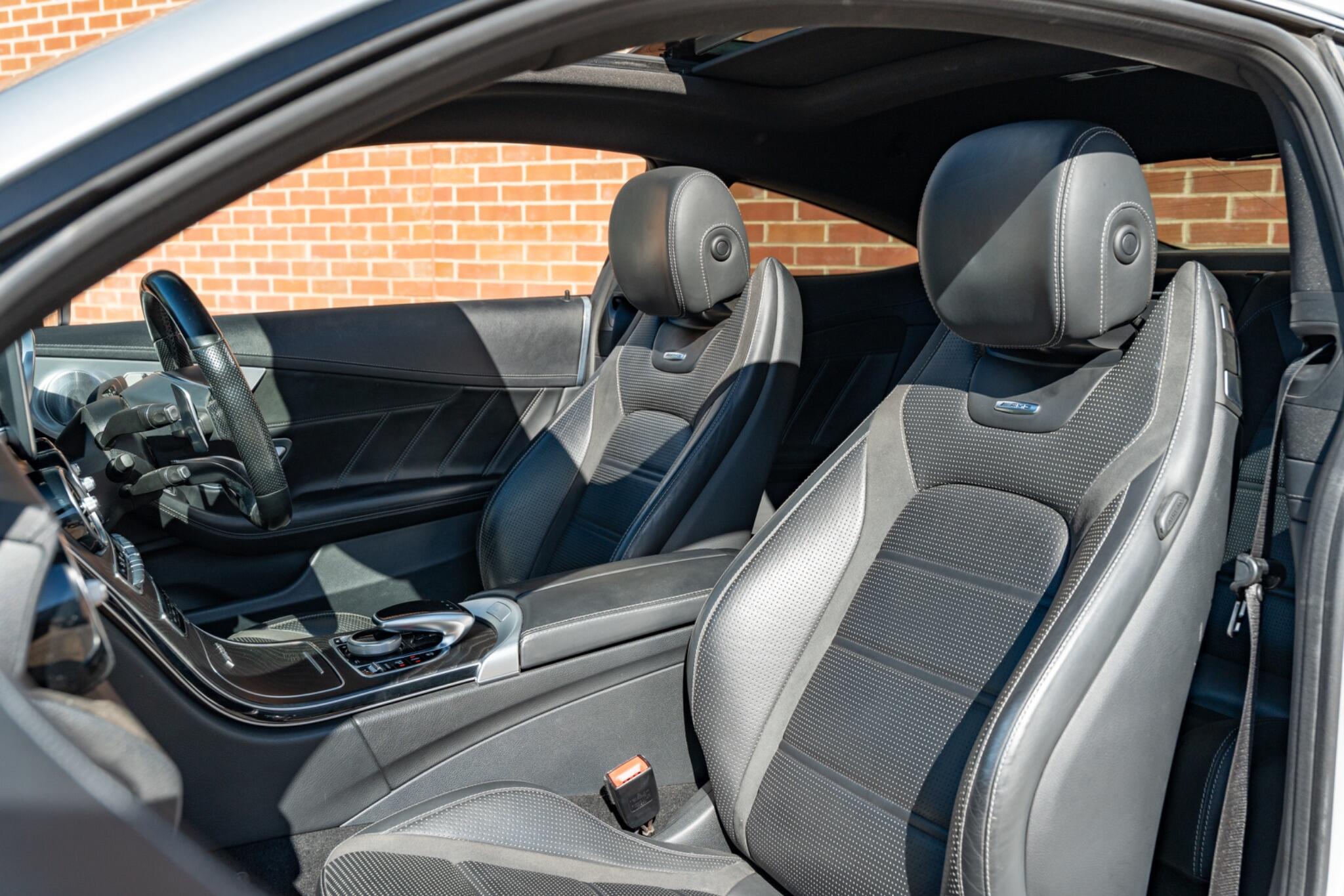 Mercedes-Benz C-Class view 7