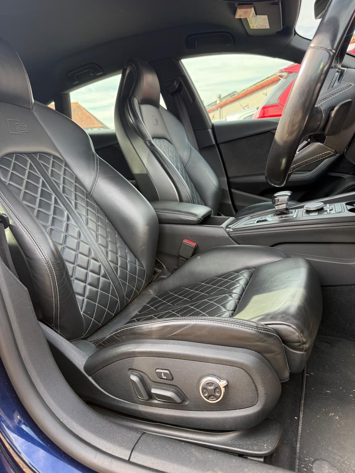 Audi S5 view 9