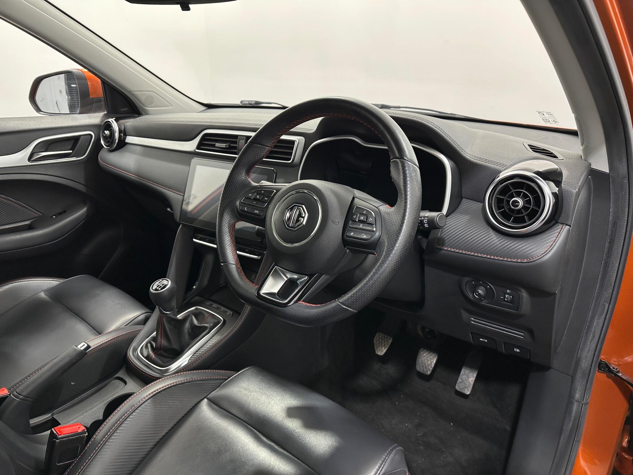 MG ZS view 11