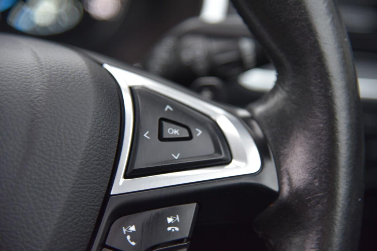 Ford Galaxy view 36