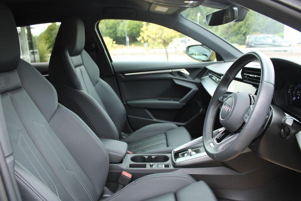 Audi A3 view 8
