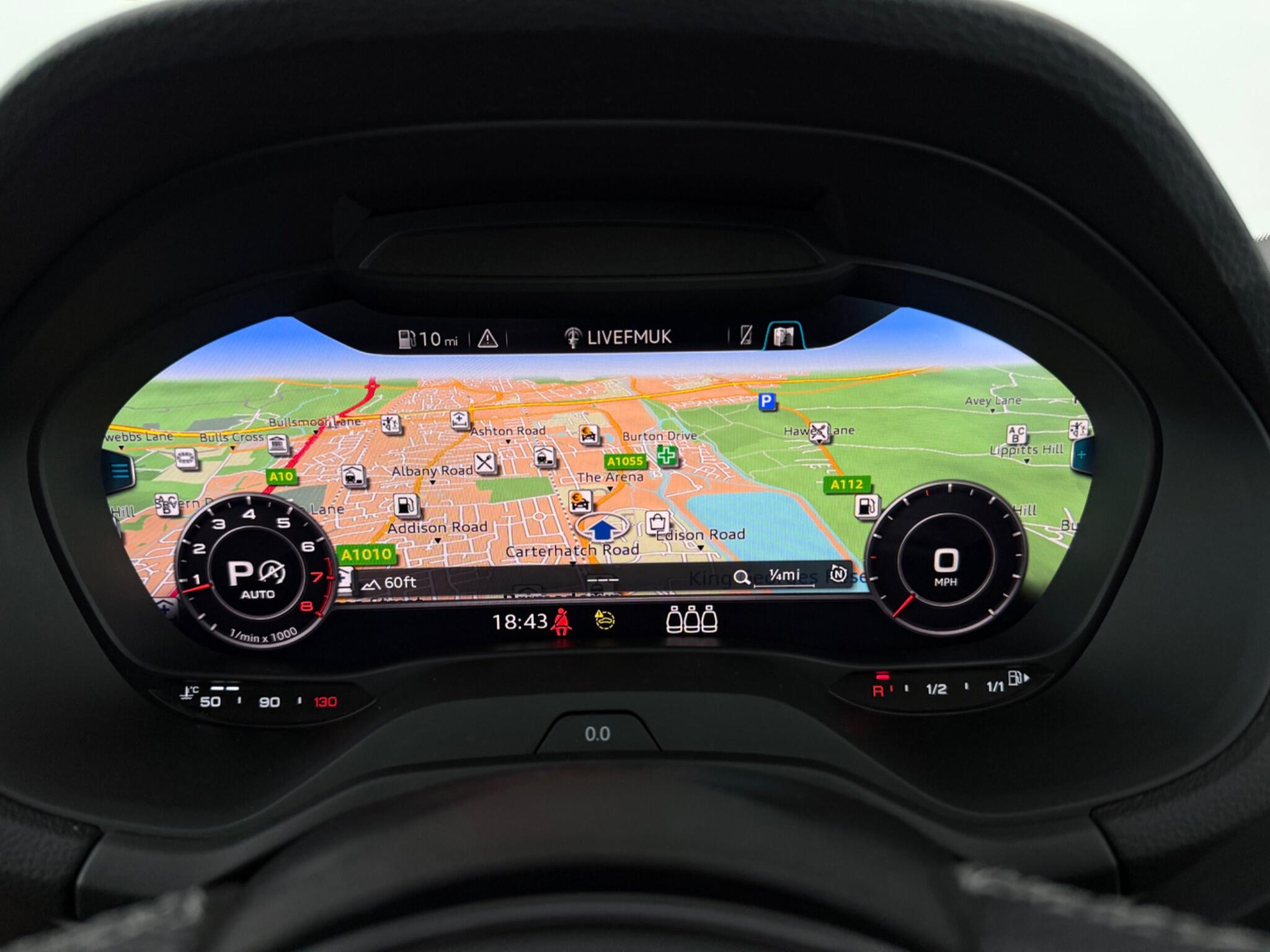 Audi Q2 view 16