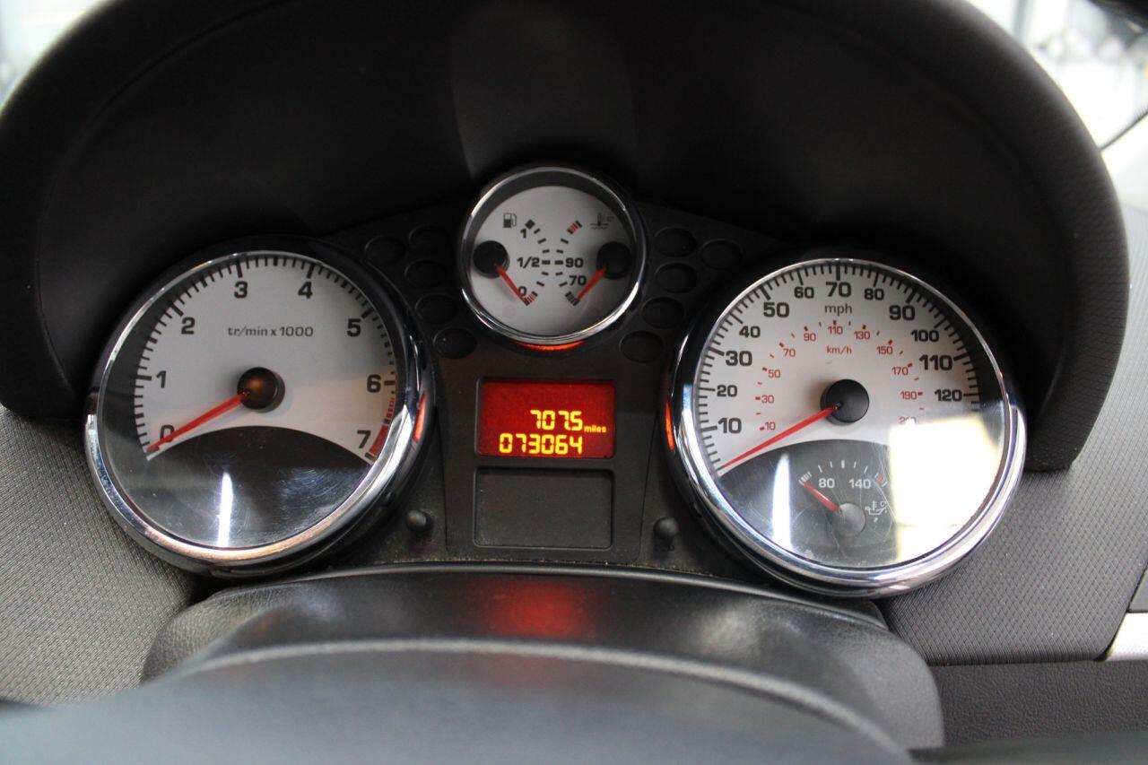 Peugeot 207 view 15