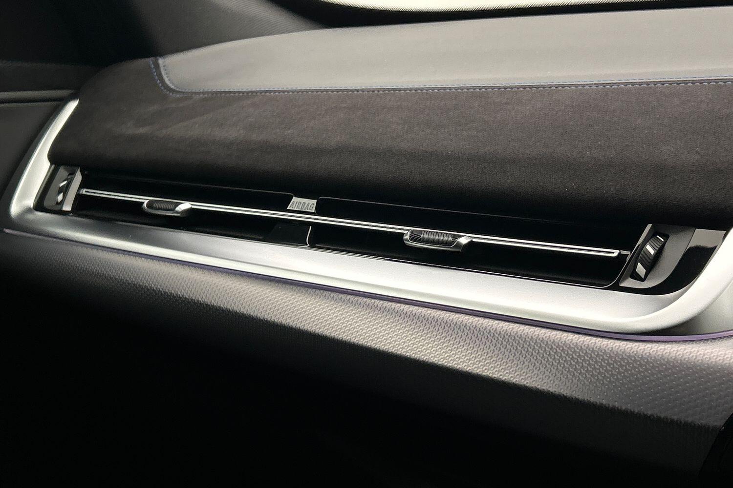 BMW X1 view 26