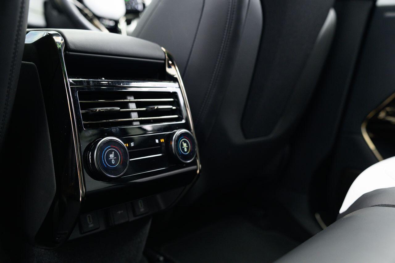 Land Rover Range Rover Sport view 50