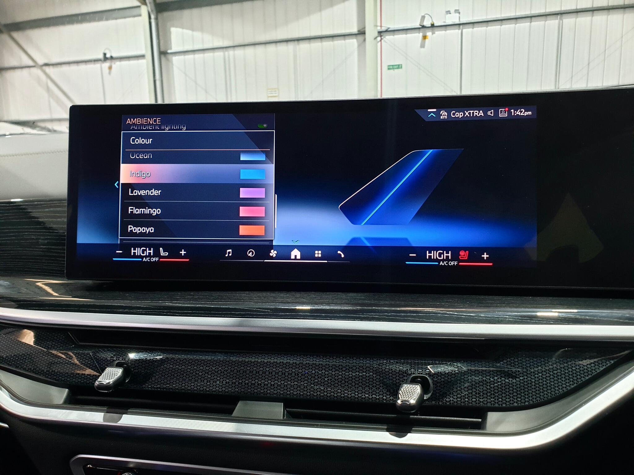 BMW X5 view 90