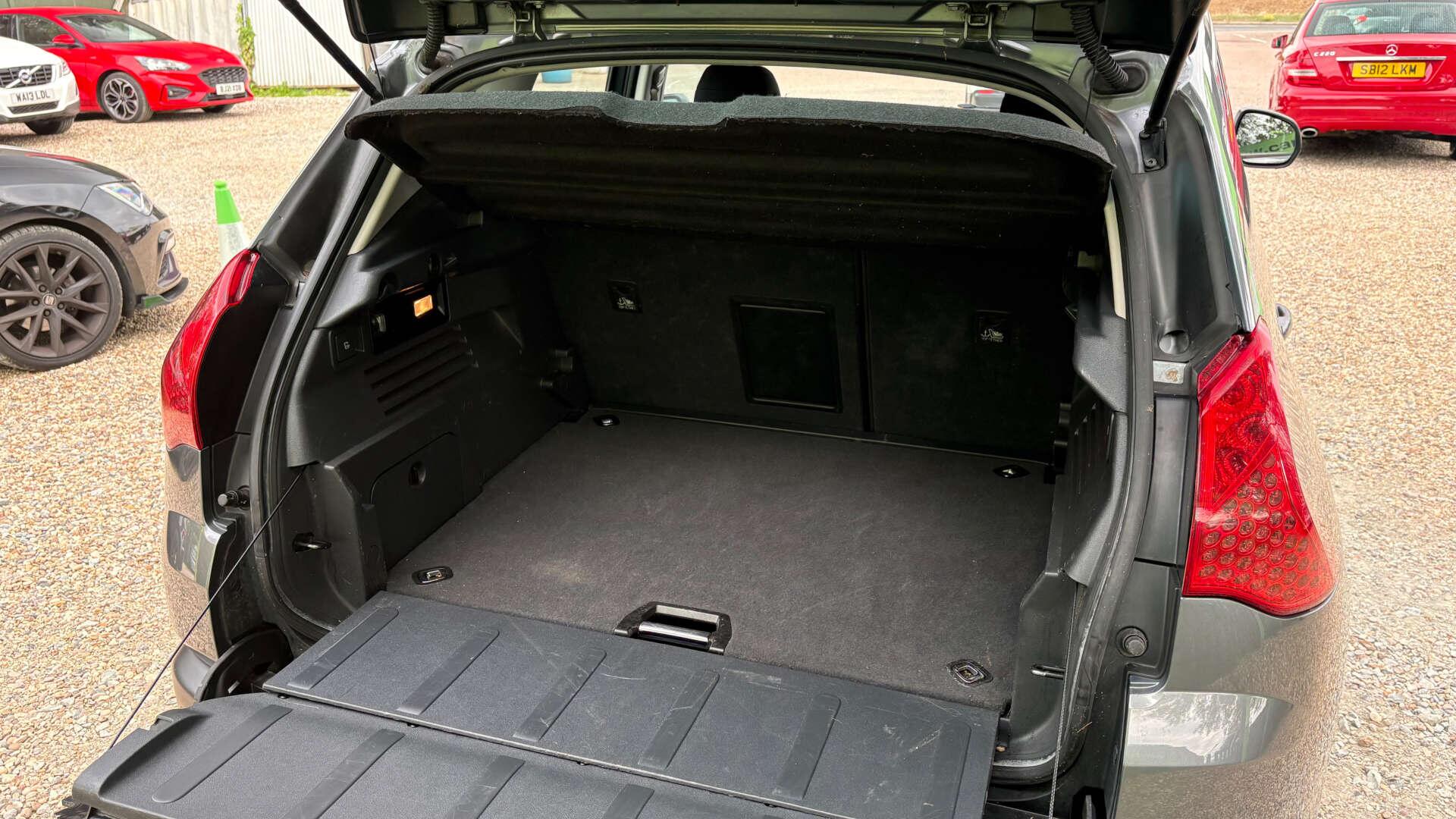 Peugeot 3008 view 37