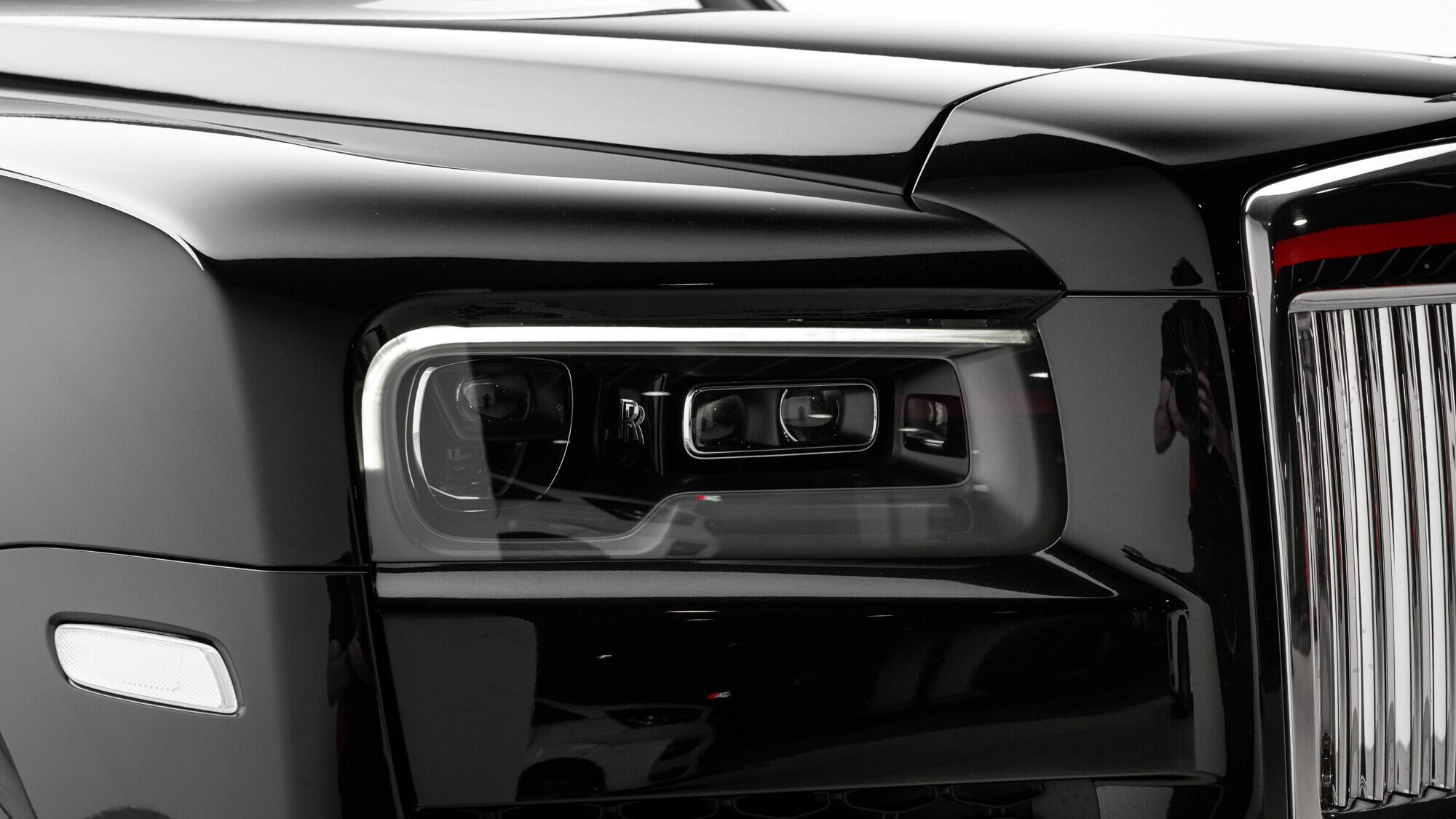 Rolls-Royce Cullinan view 17