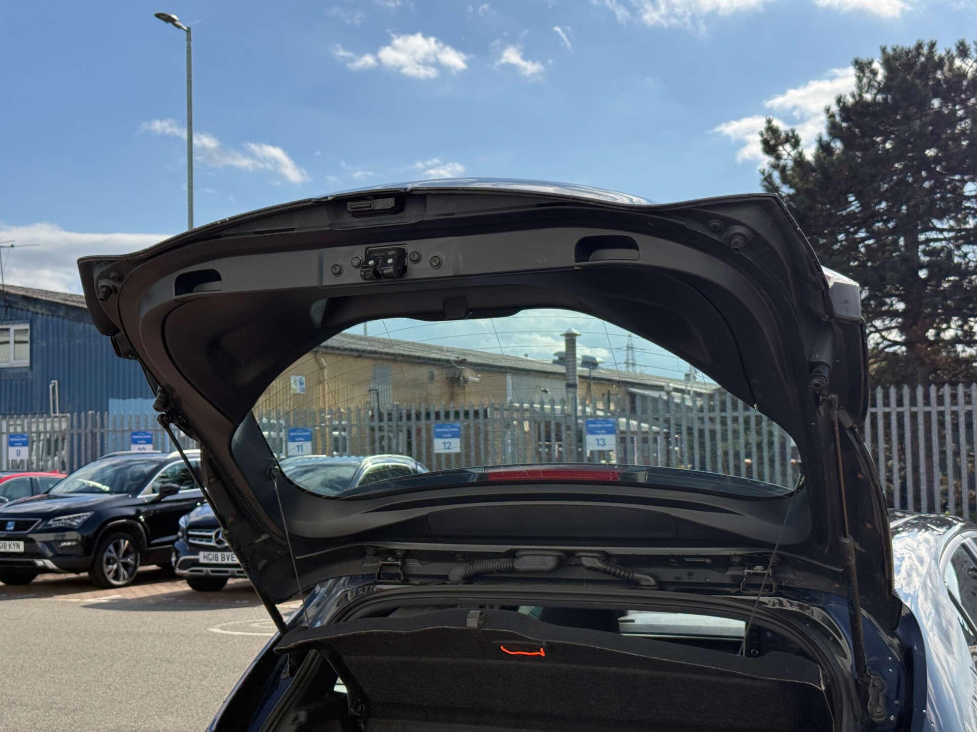 Toyota Corolla view 31