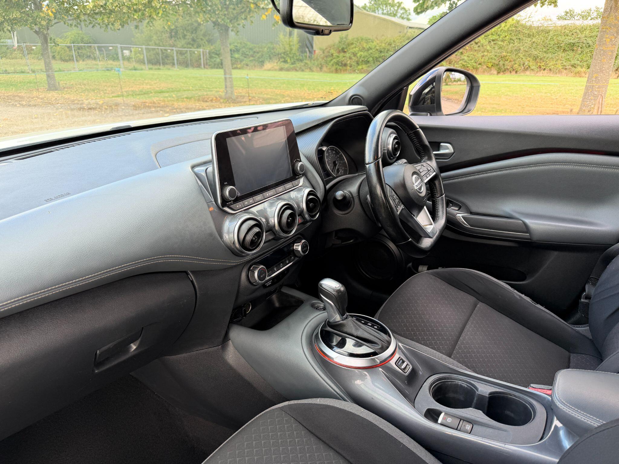 Nissan Juke view 24