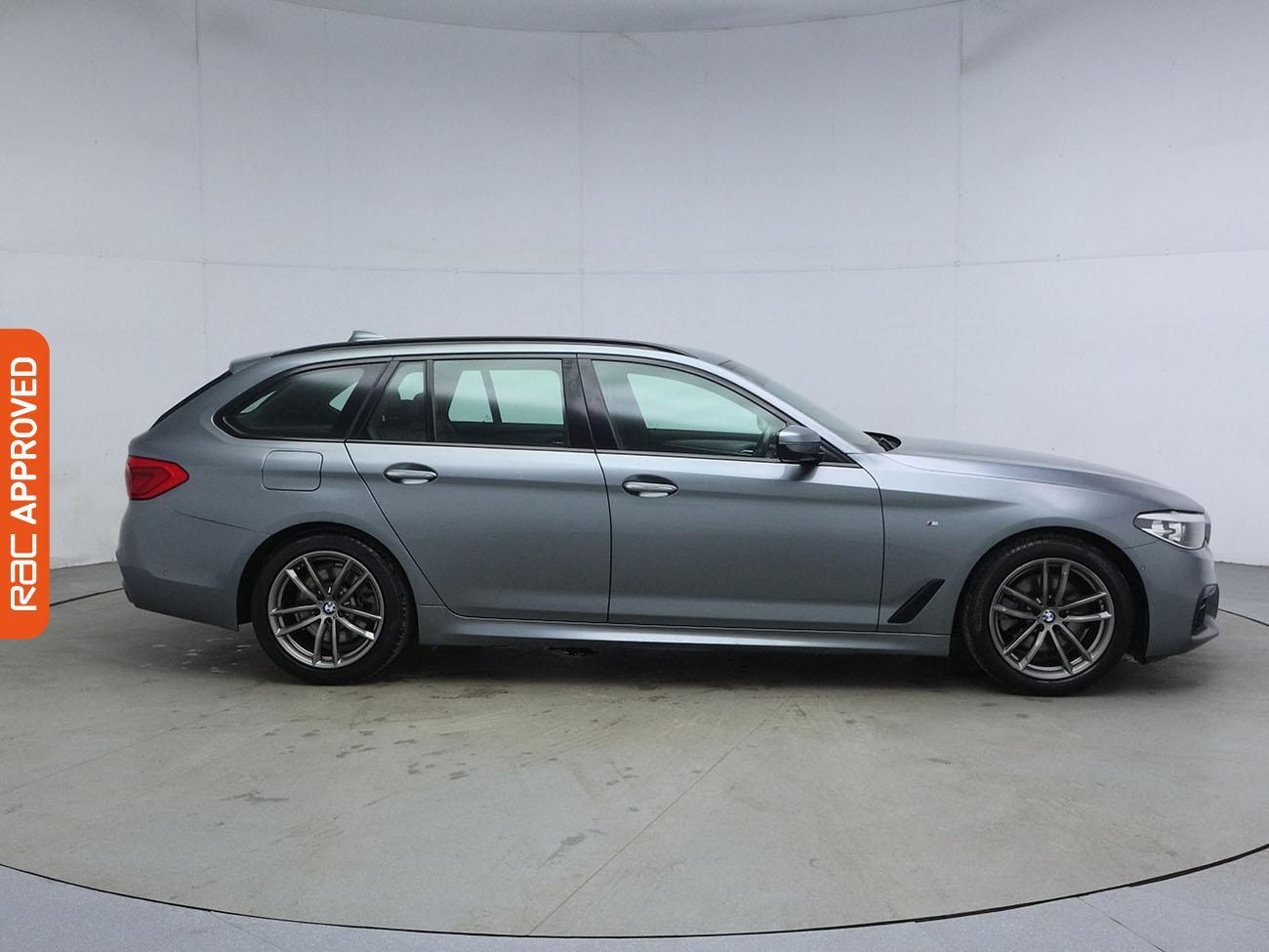 BMW 5 Series view 6