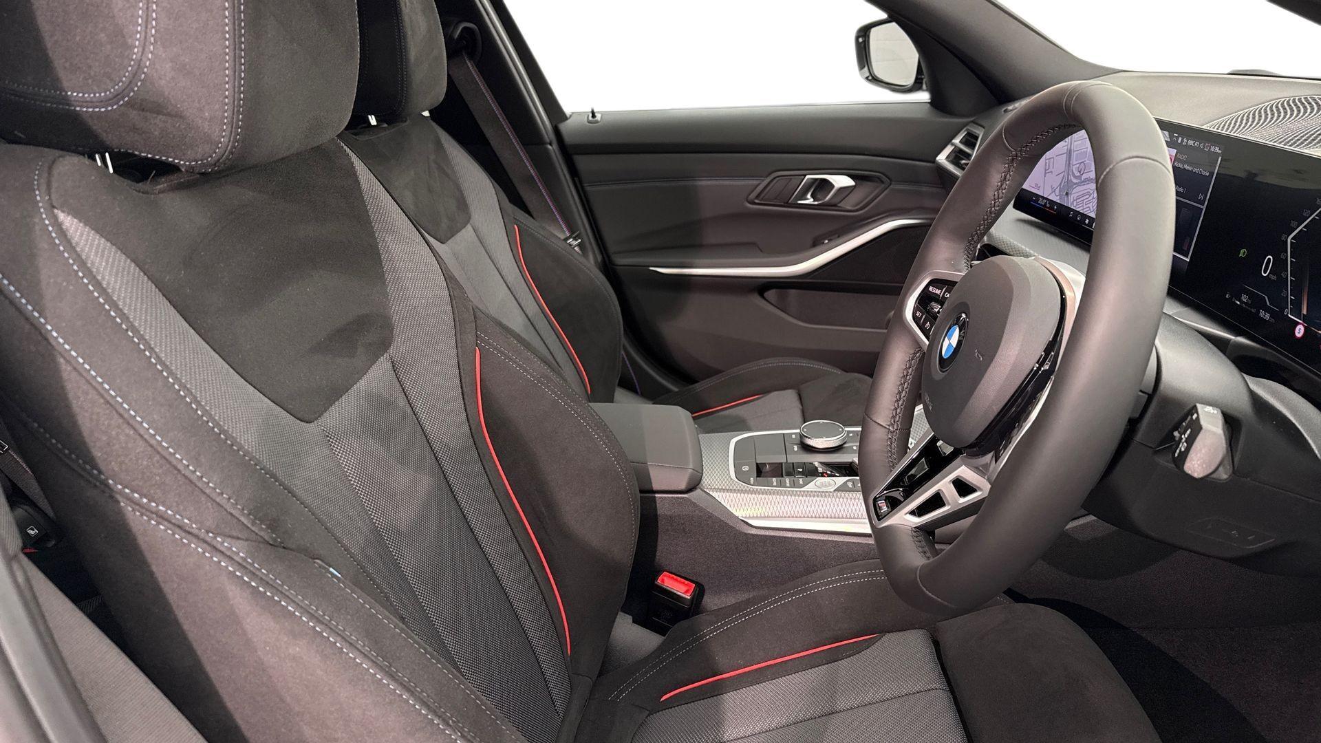BMW 3 Series view 11