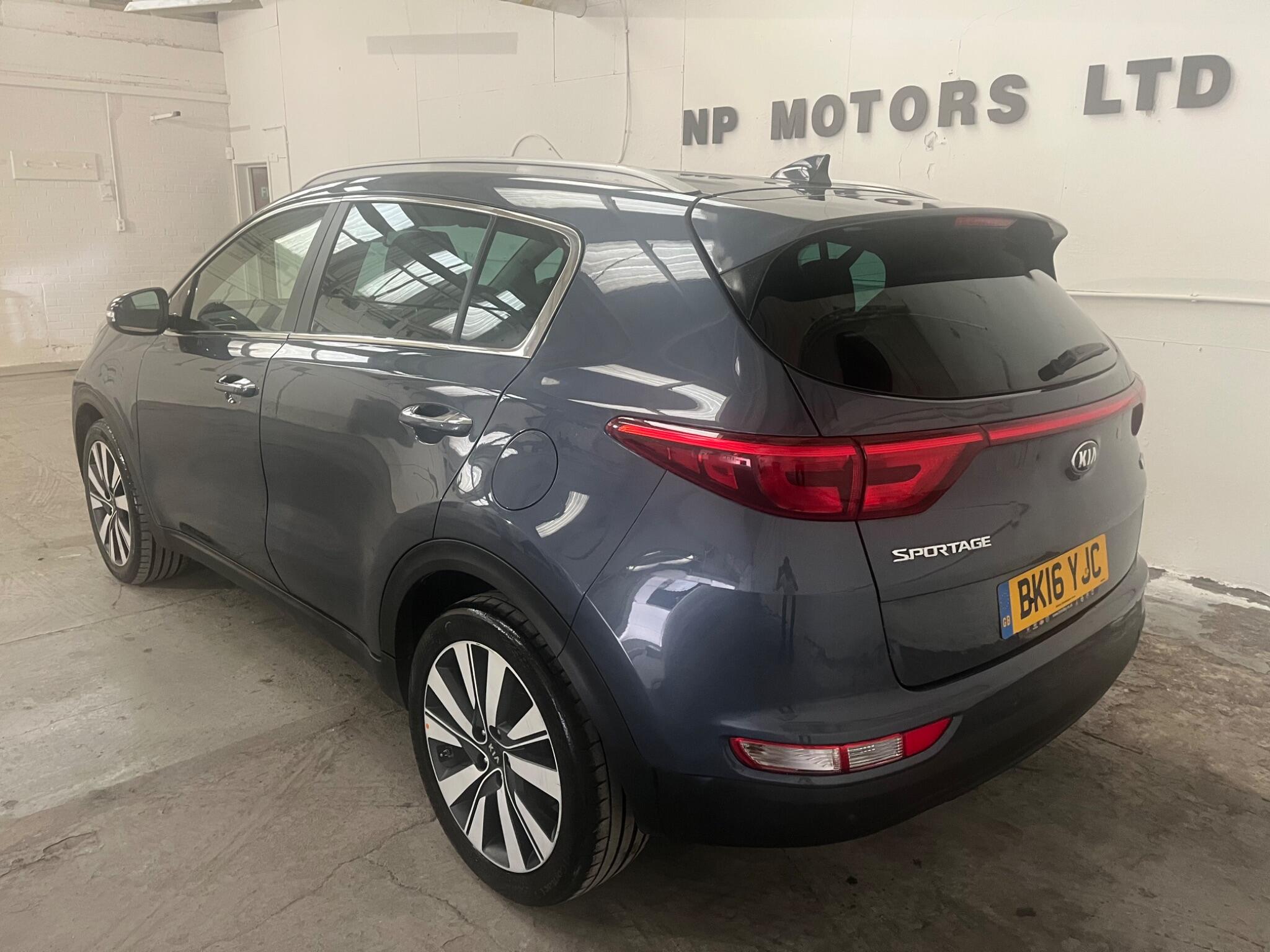 2016 Kia Sportage image 7