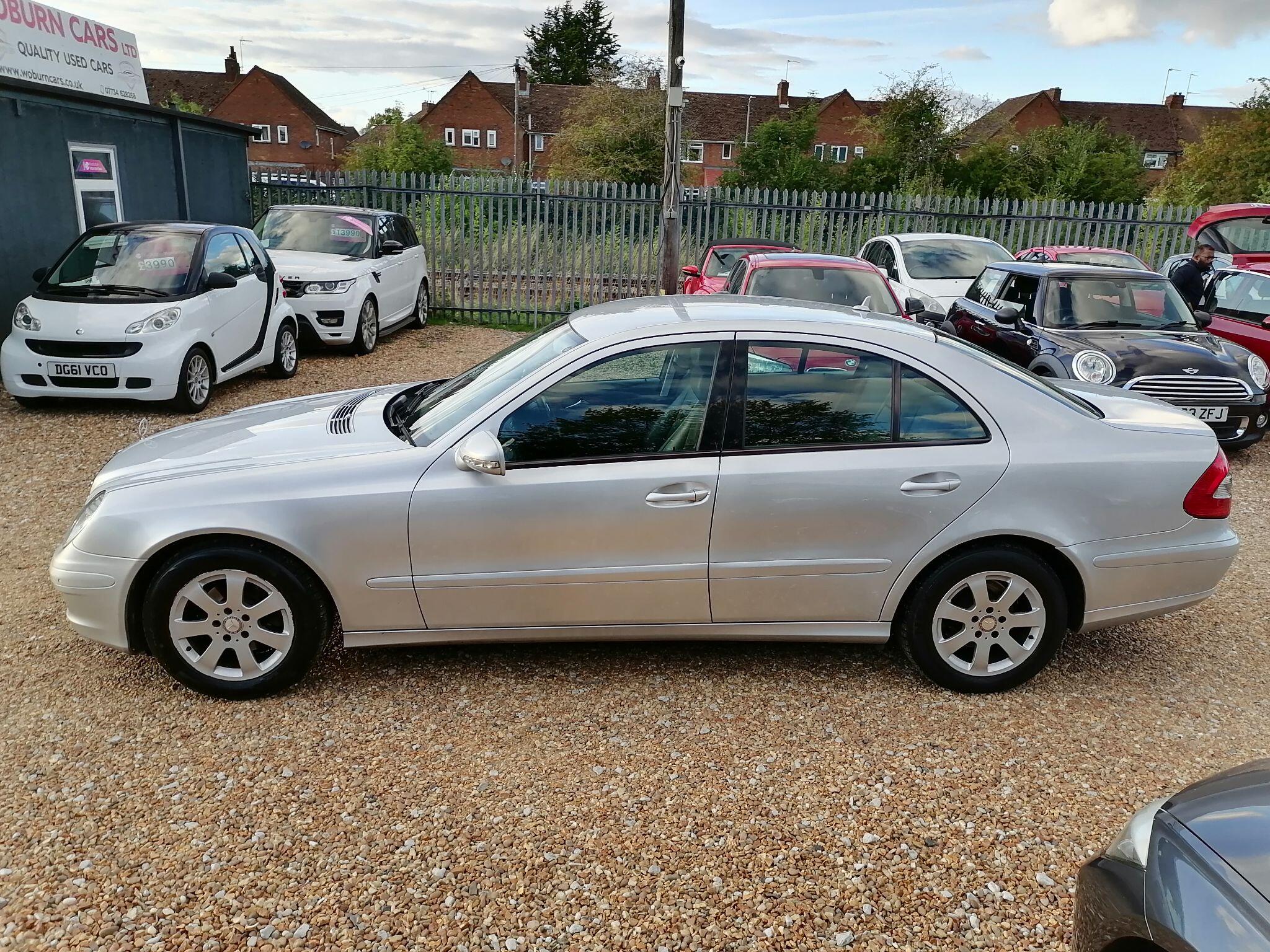 Mercedes-Benz E-Class view 16
