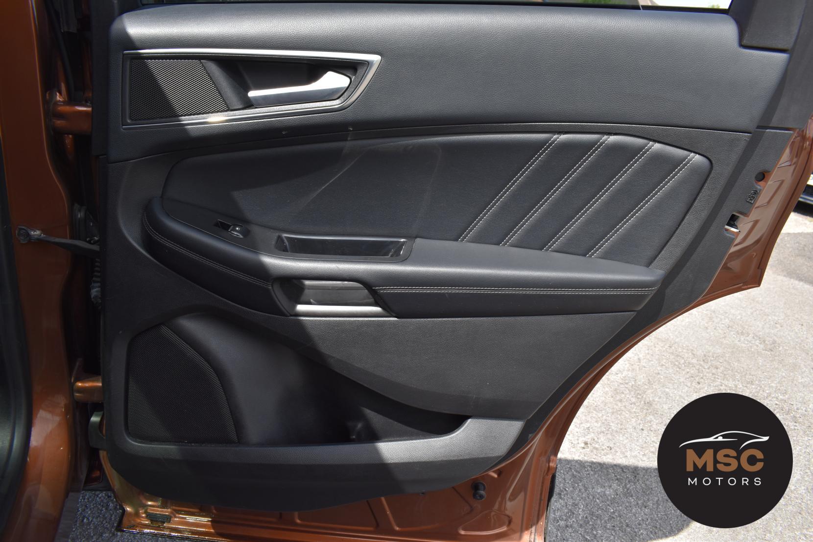 Ford Edge view 67