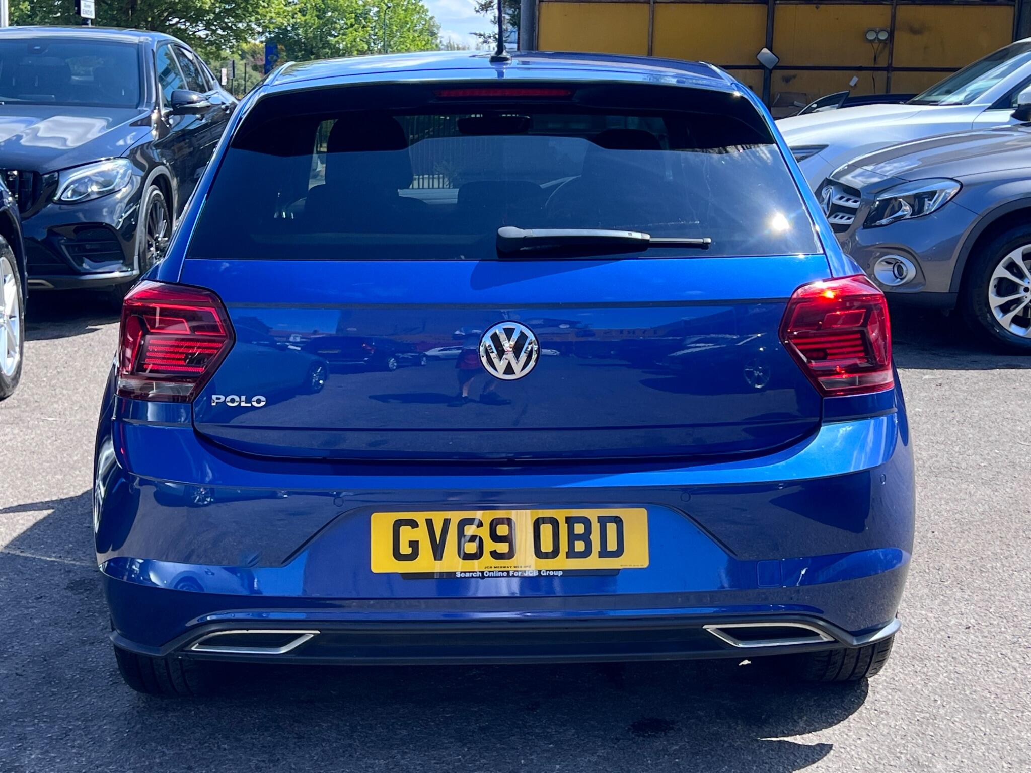Volkswagen Polo view 12
