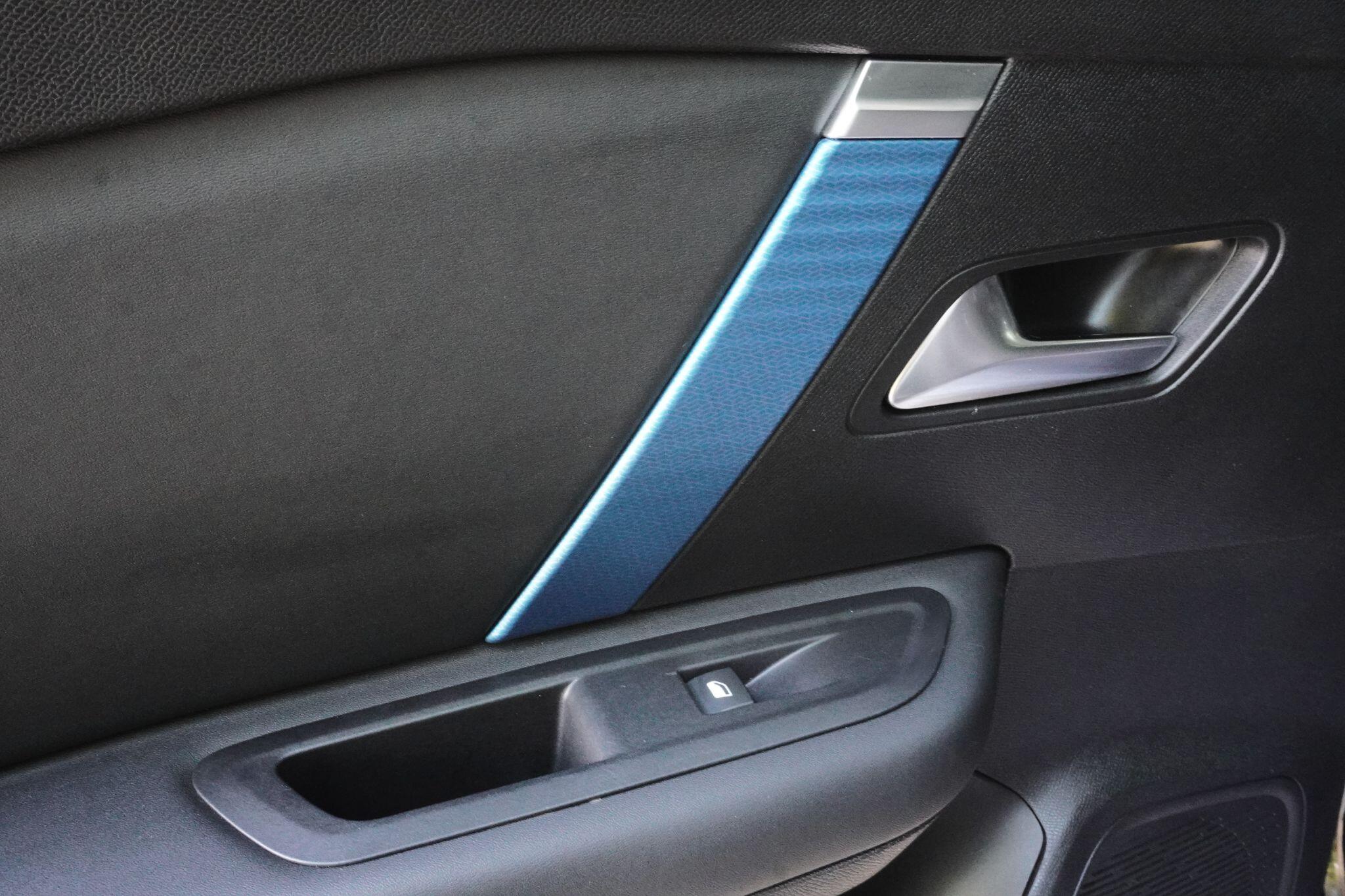 Citroen e-C4 view 58