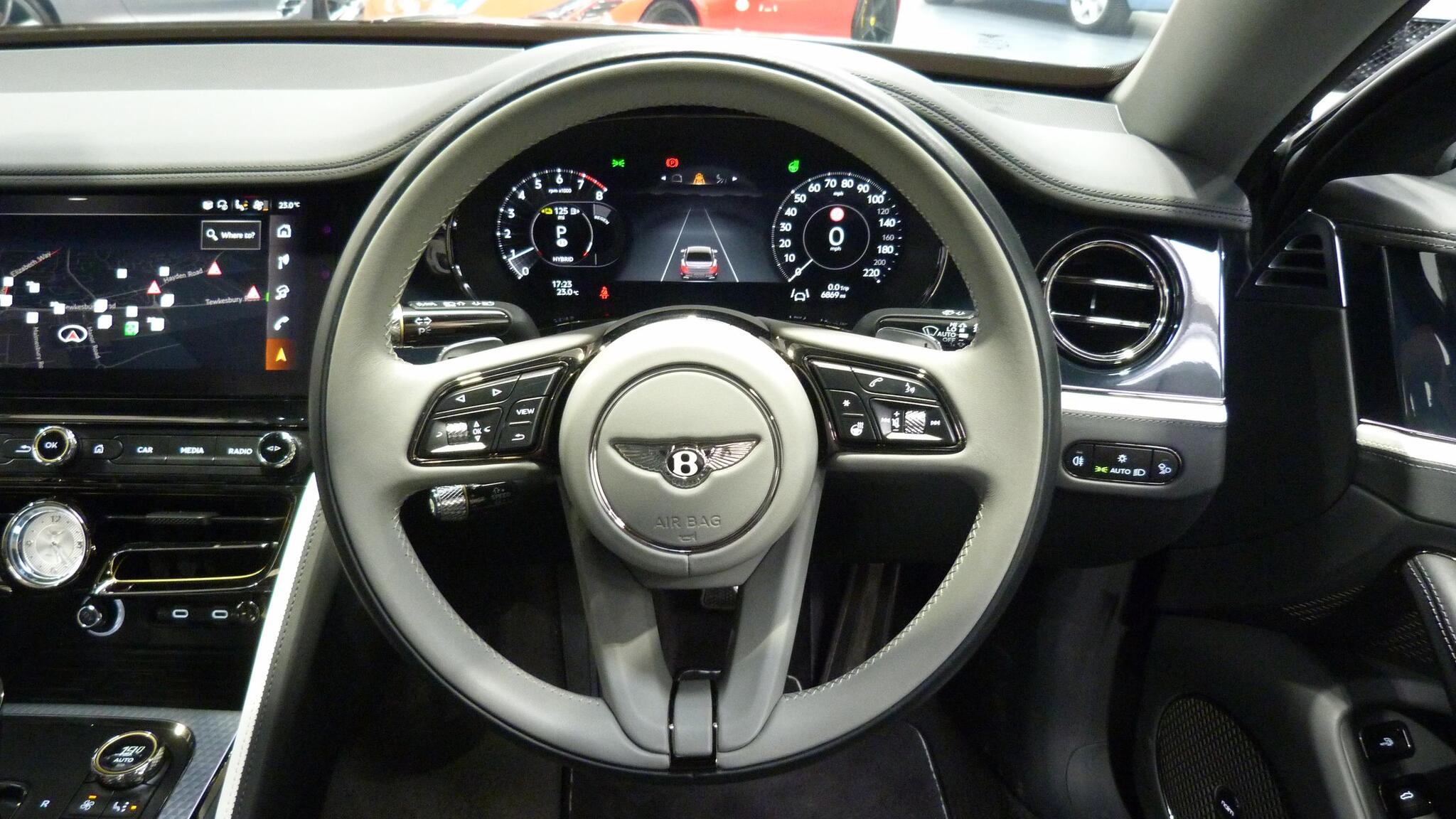 Bentley Flying Spur view 23