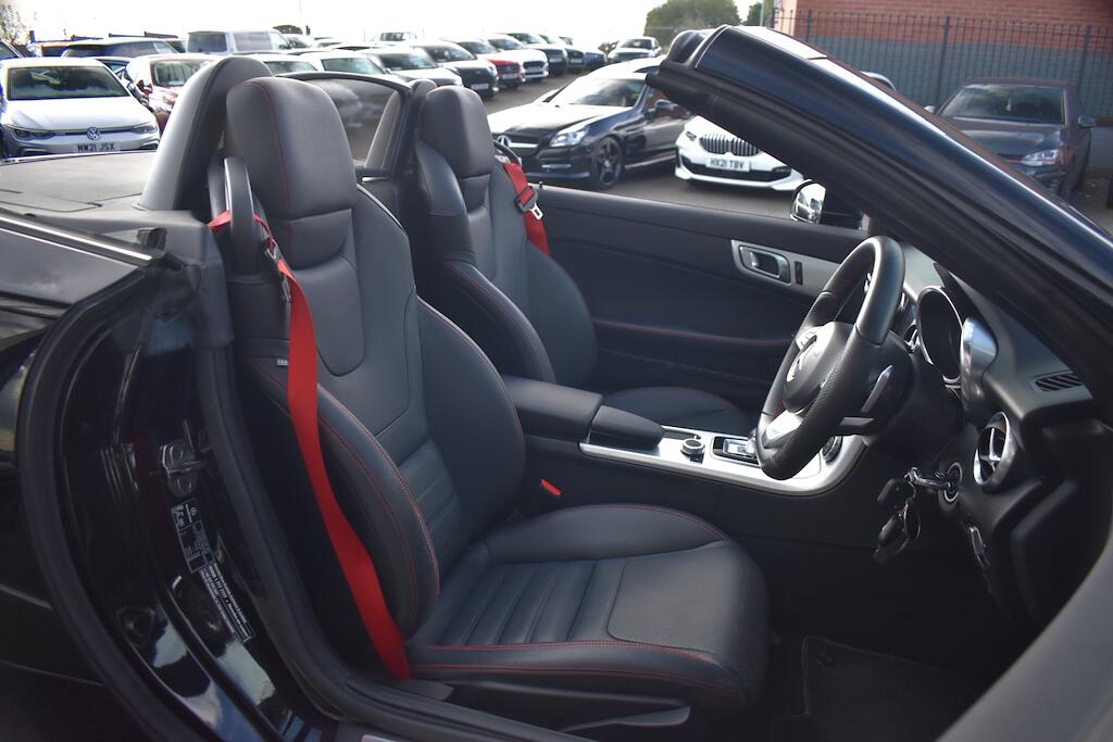 Mercedes-Benz SLC view 9