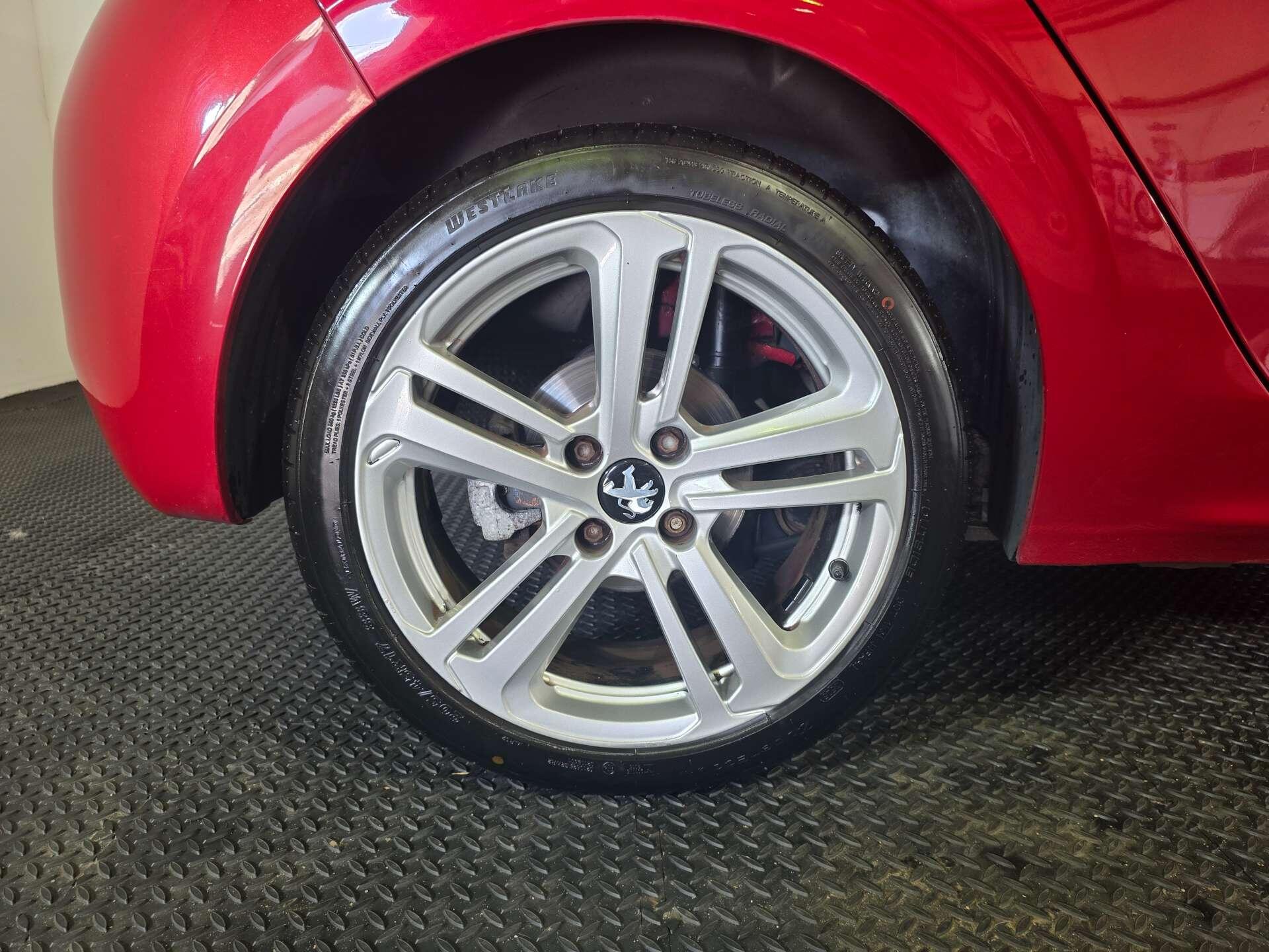 Peugeot 208 view 54