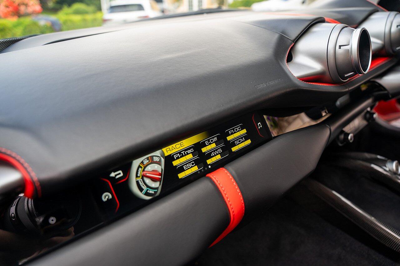 Ferrari 812 view 76