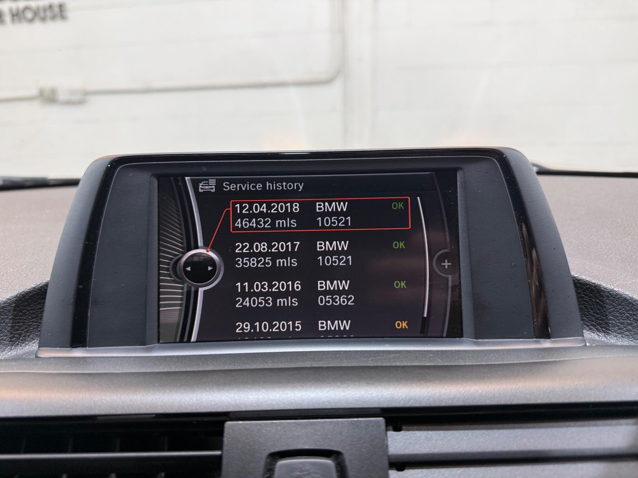 BMW 1 Series view 44
