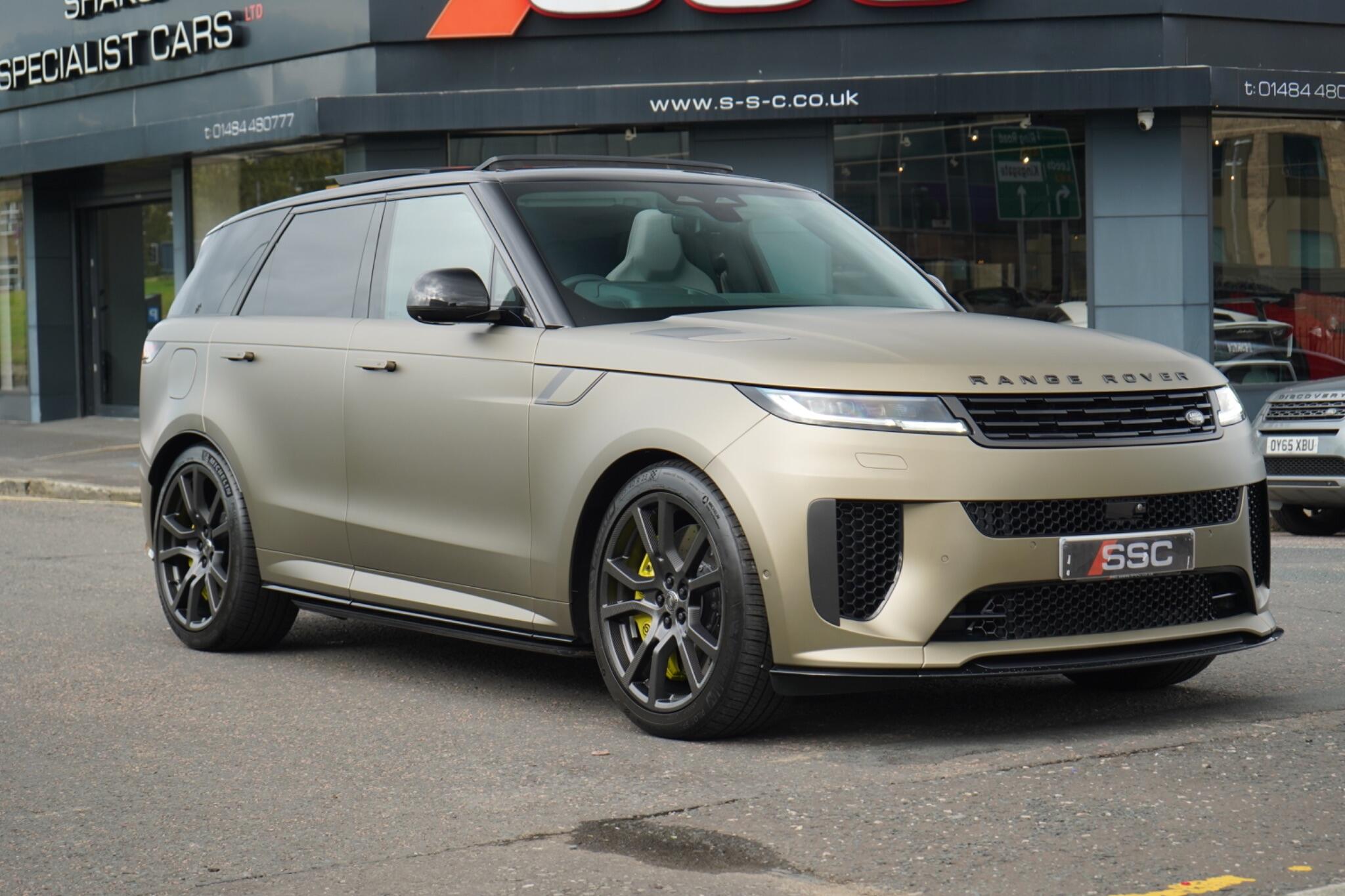 Land Rover Range Rover Sport view 4