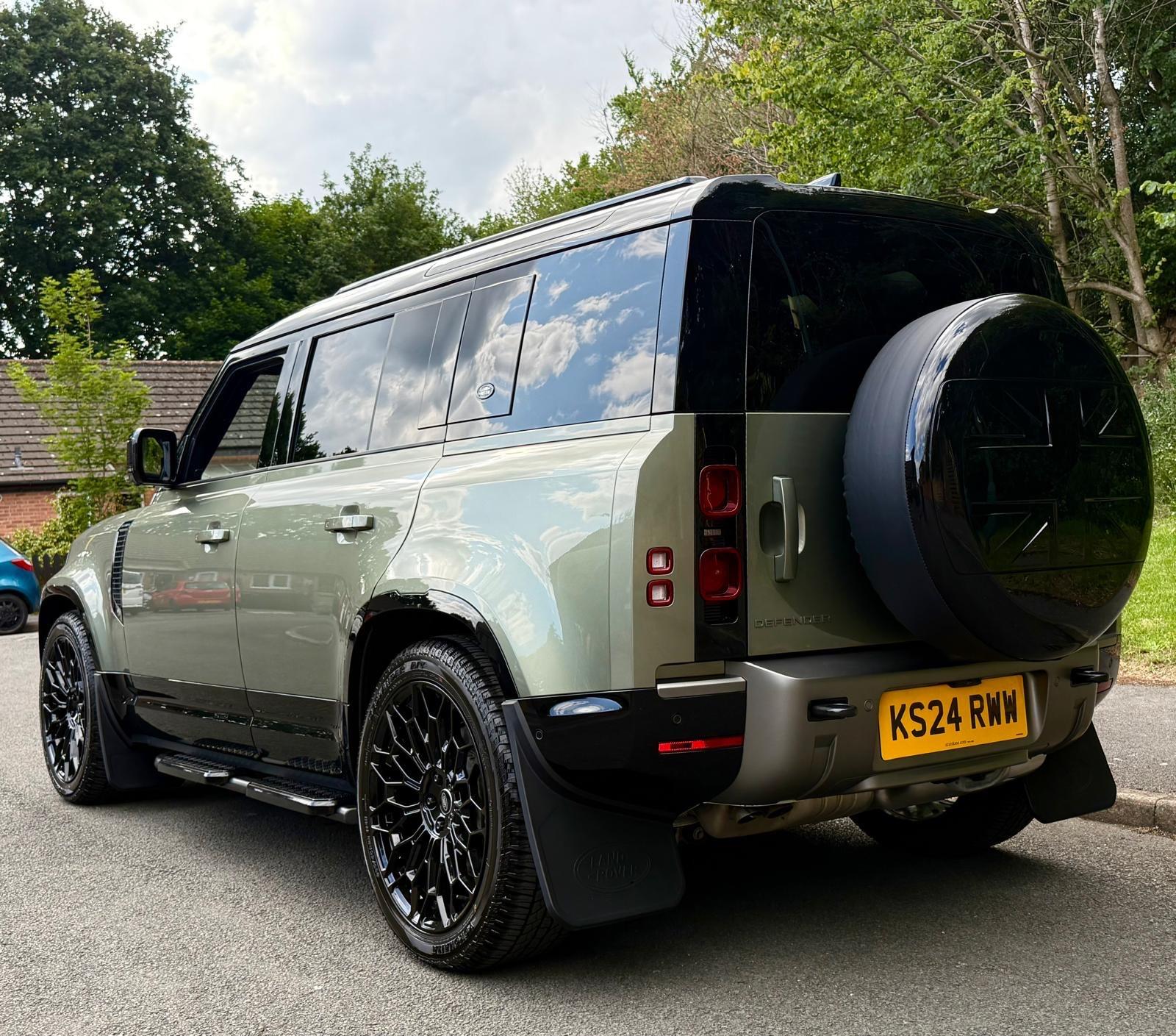 Land Rover Defender view 47