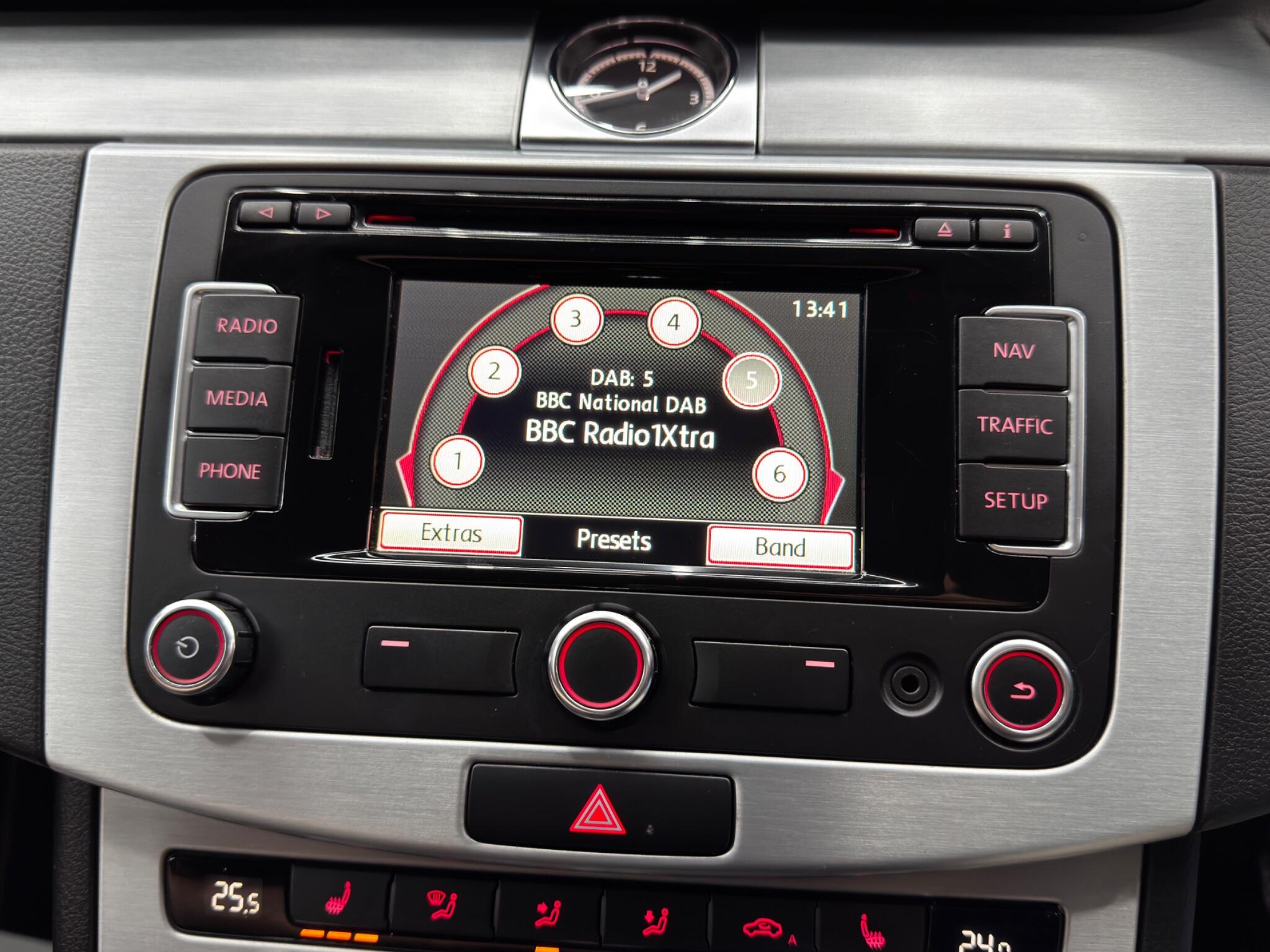 Volkswagen CC view 32