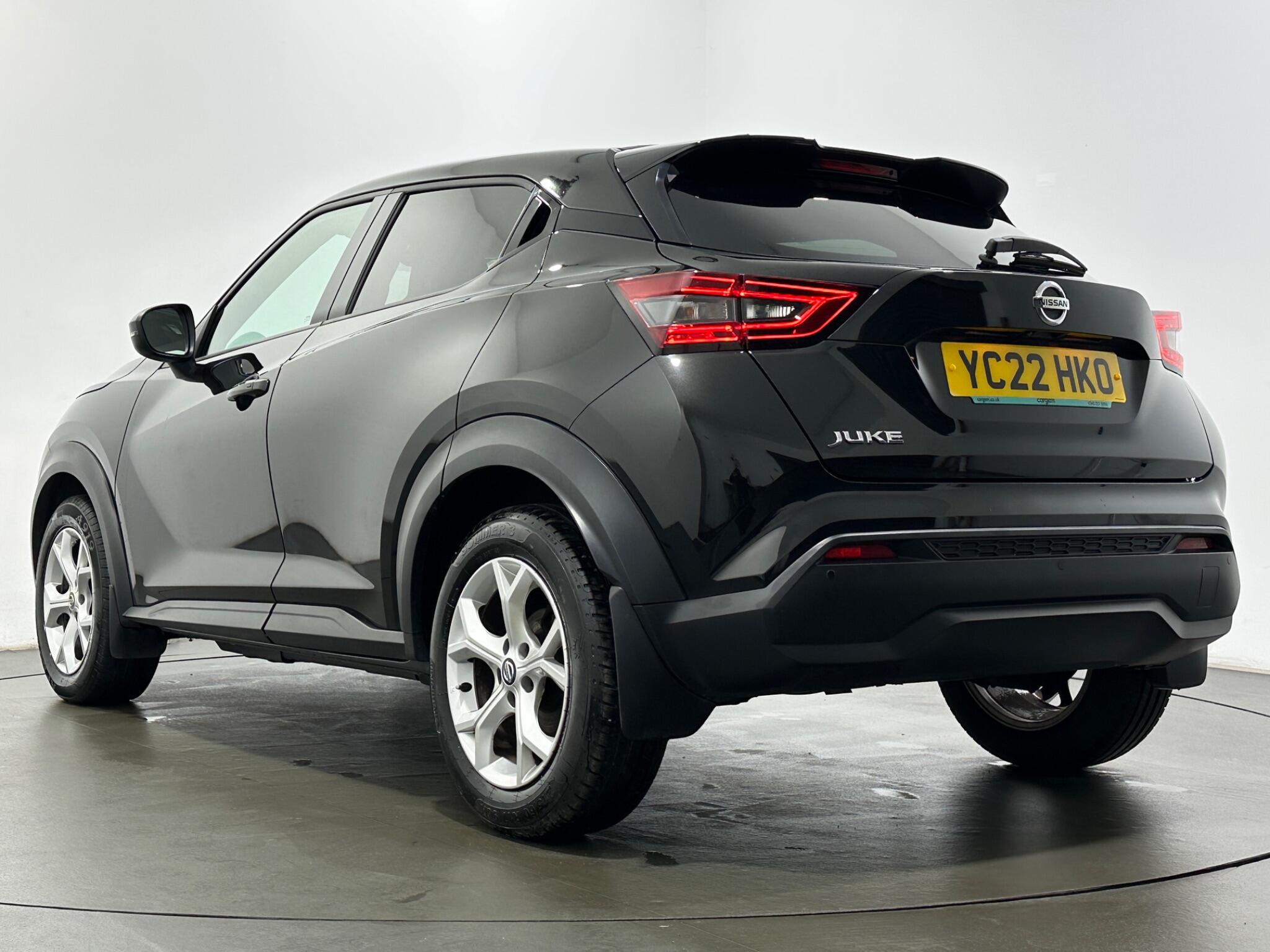 Nissan Juke view 45