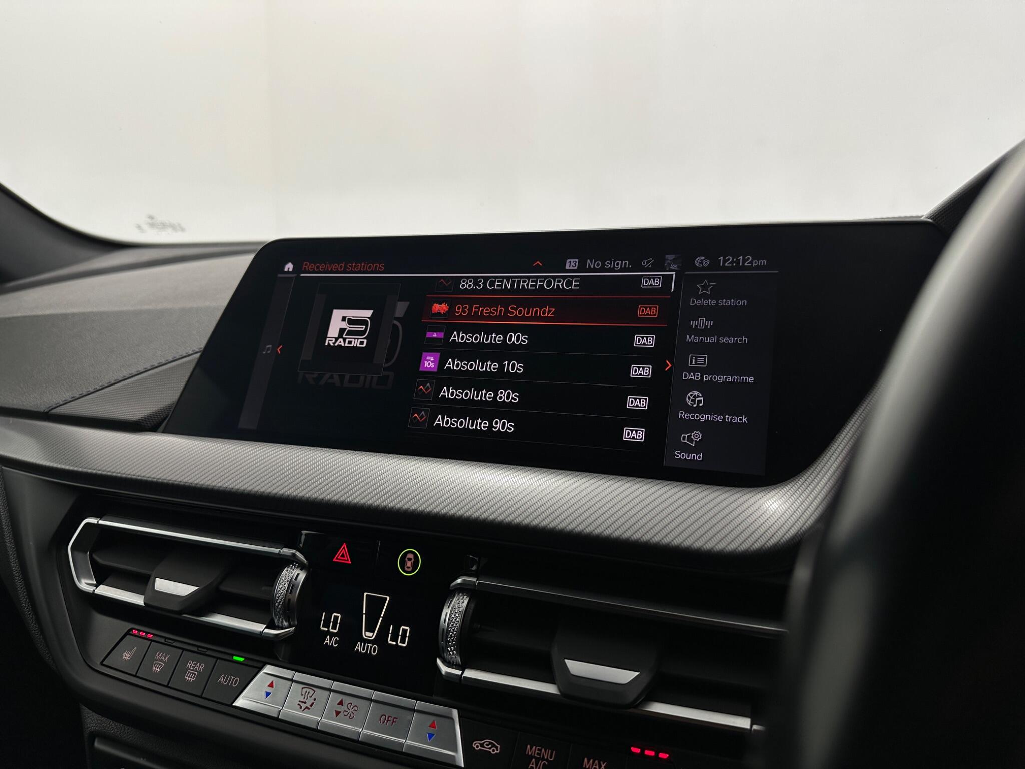 BMW 2 Series view 26