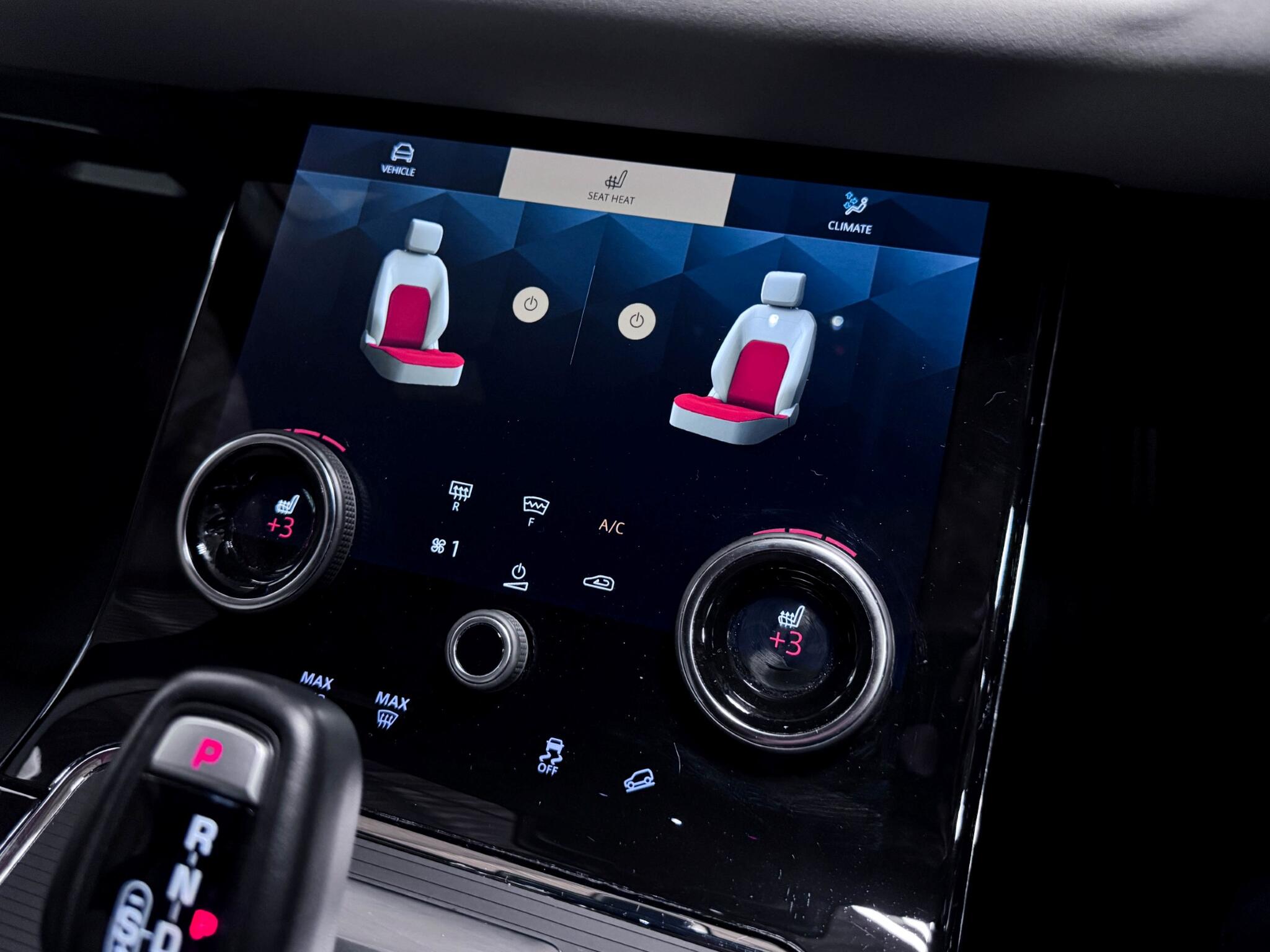 Land Rover Range Rover Evoque view 36